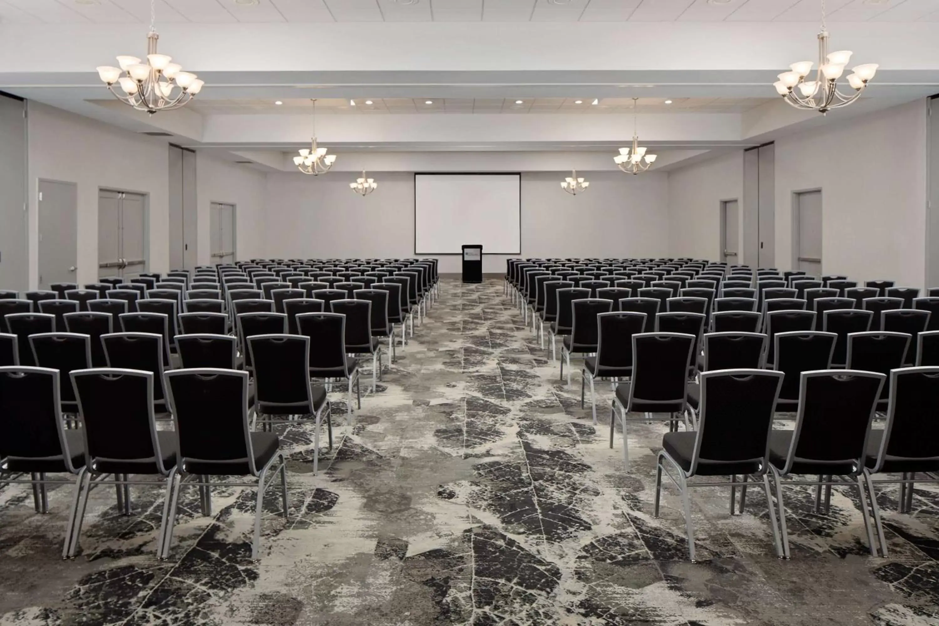 Meeting/conference room in Hilton Garden Inn DFW Airport South