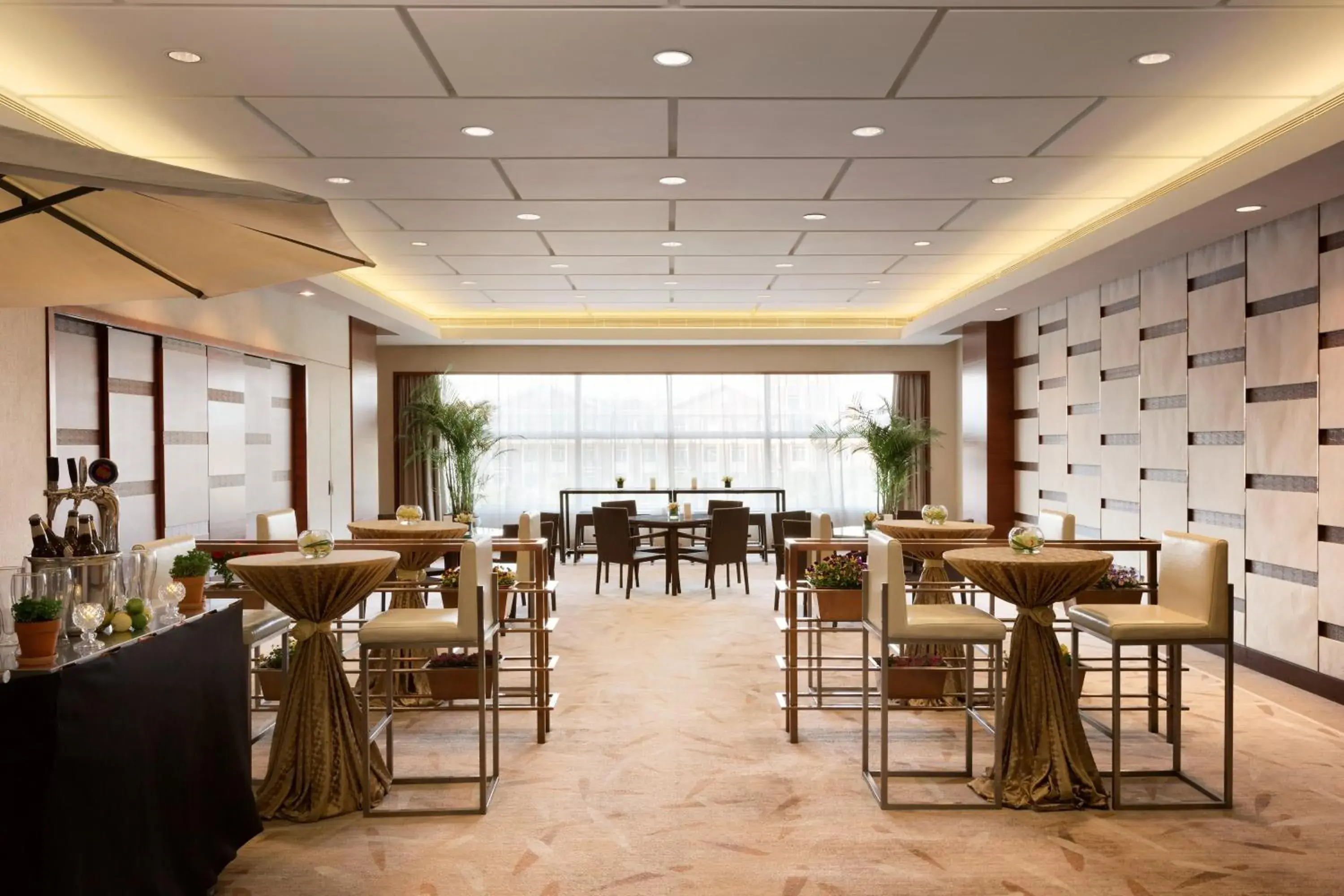 Banquet/Function facilities, Restaurant/Places to Eat in Kerry Hotel Pudong, Shanghai