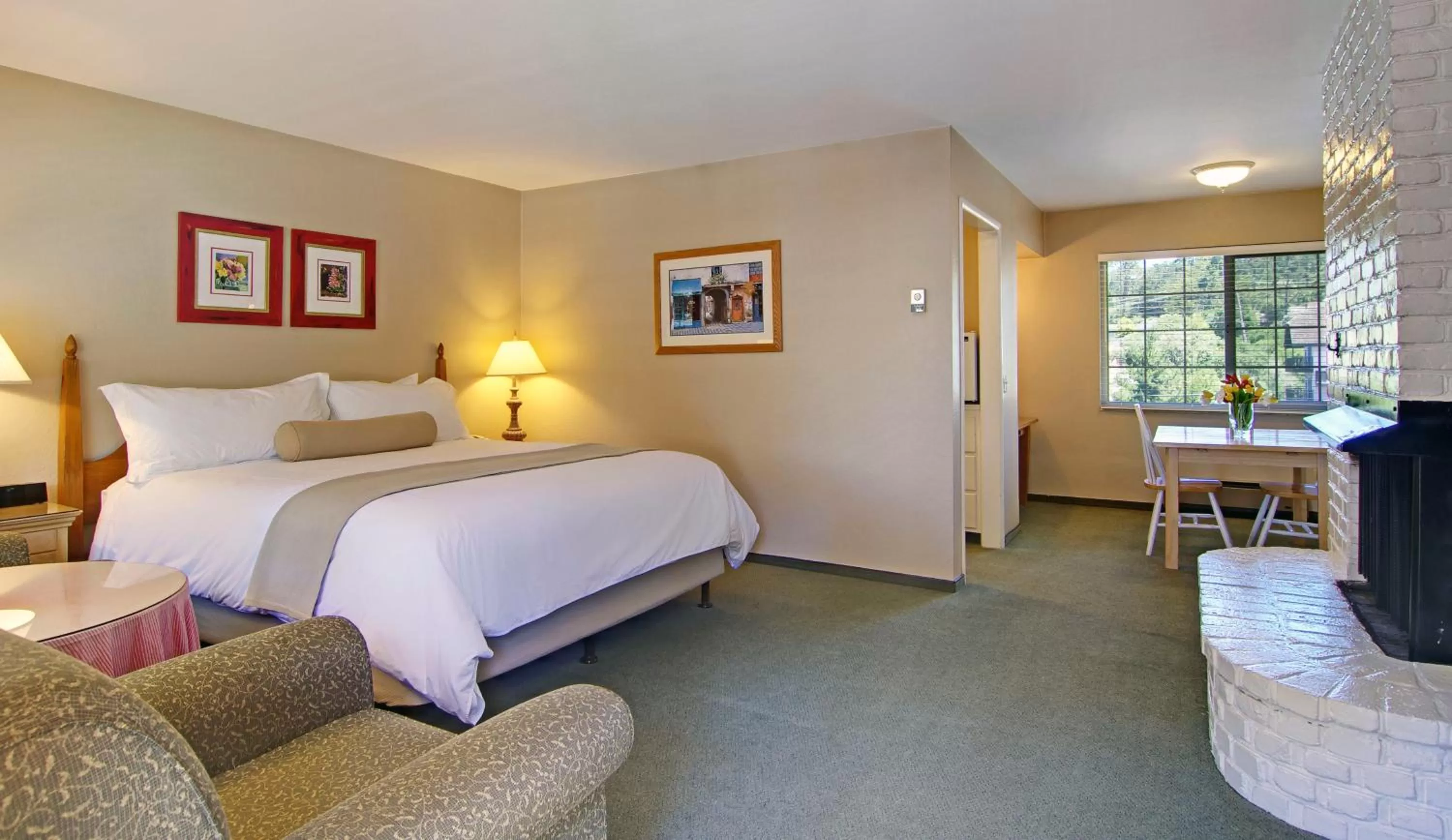 Photo of the whole room in Svendsgaard's Inn