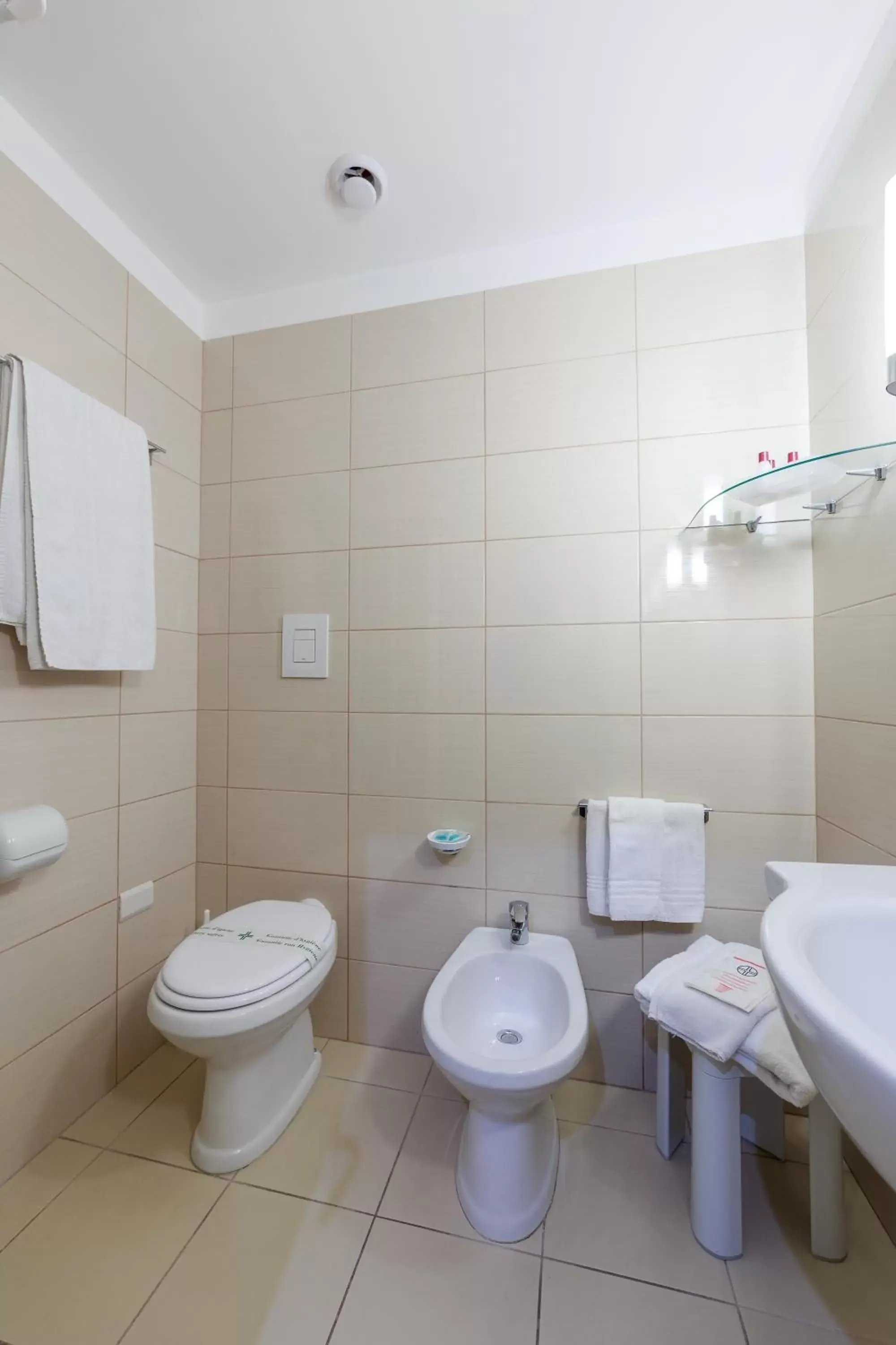 Bathroom in Hotel Mirasole International