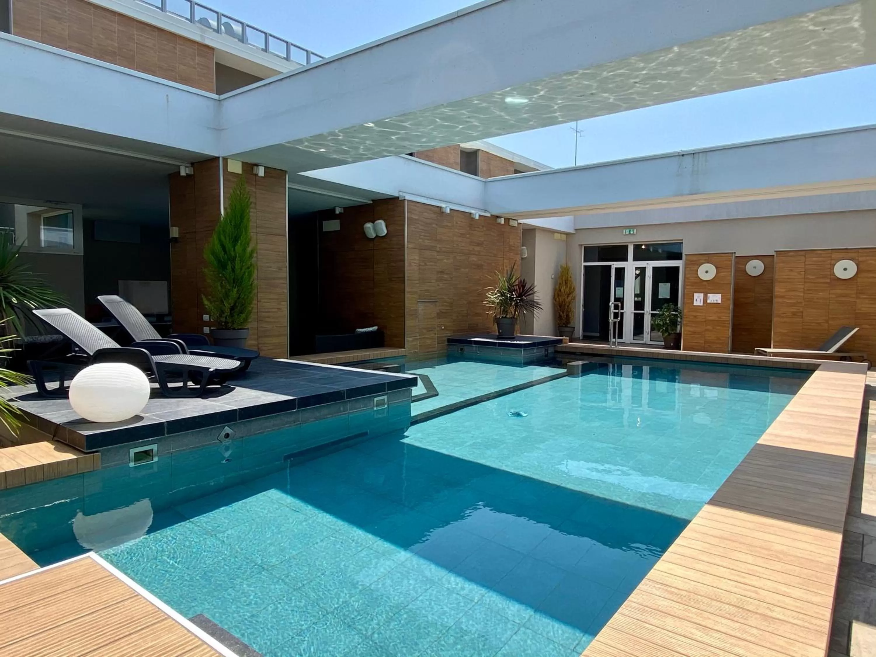 Swimming pool in Admiral Park Hotel by Falco D'Oro Hotels