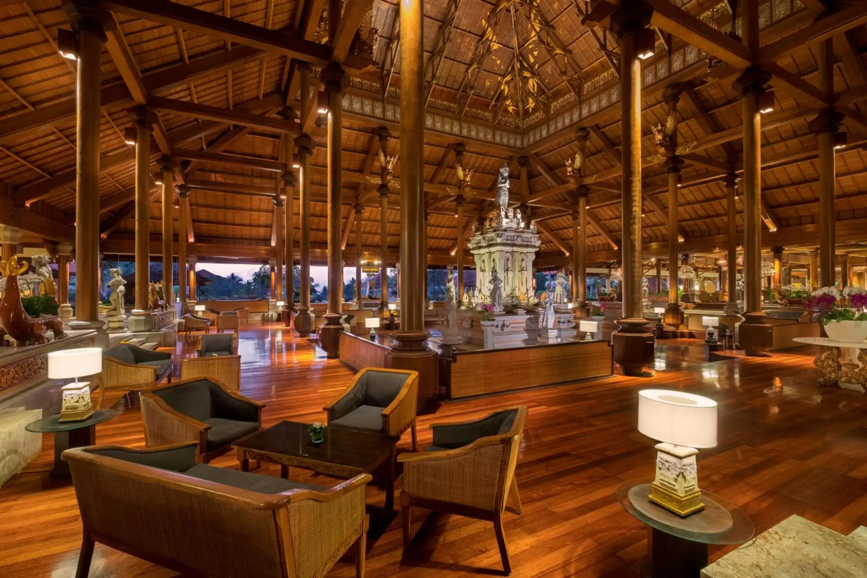Lobby or reception, Lounge/Bar in Ayodya Resort Bali