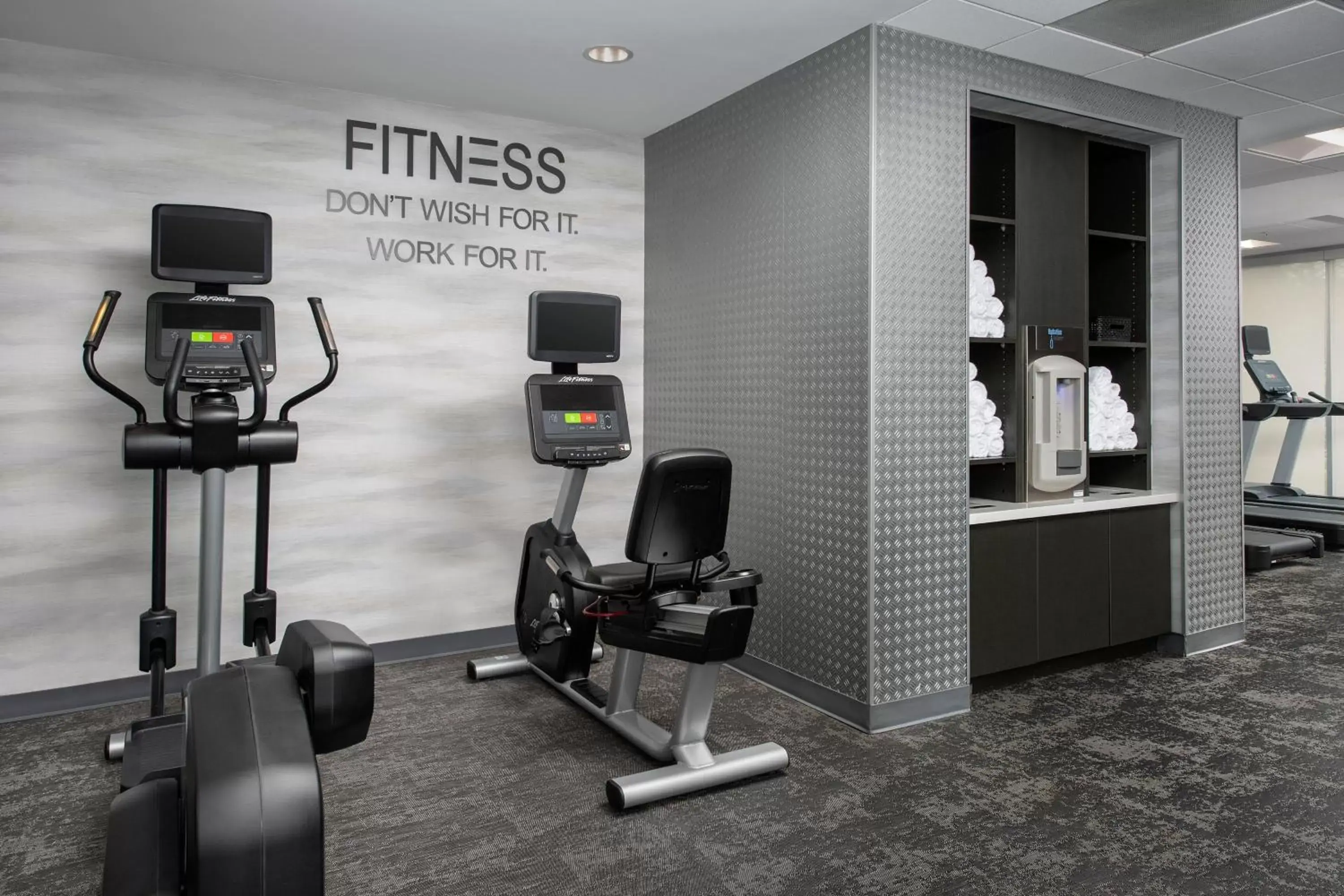 Fitness centre/facilities, Fitness Center/Facilities in Fairfield by Marriott Inn & Suites Aberdeen