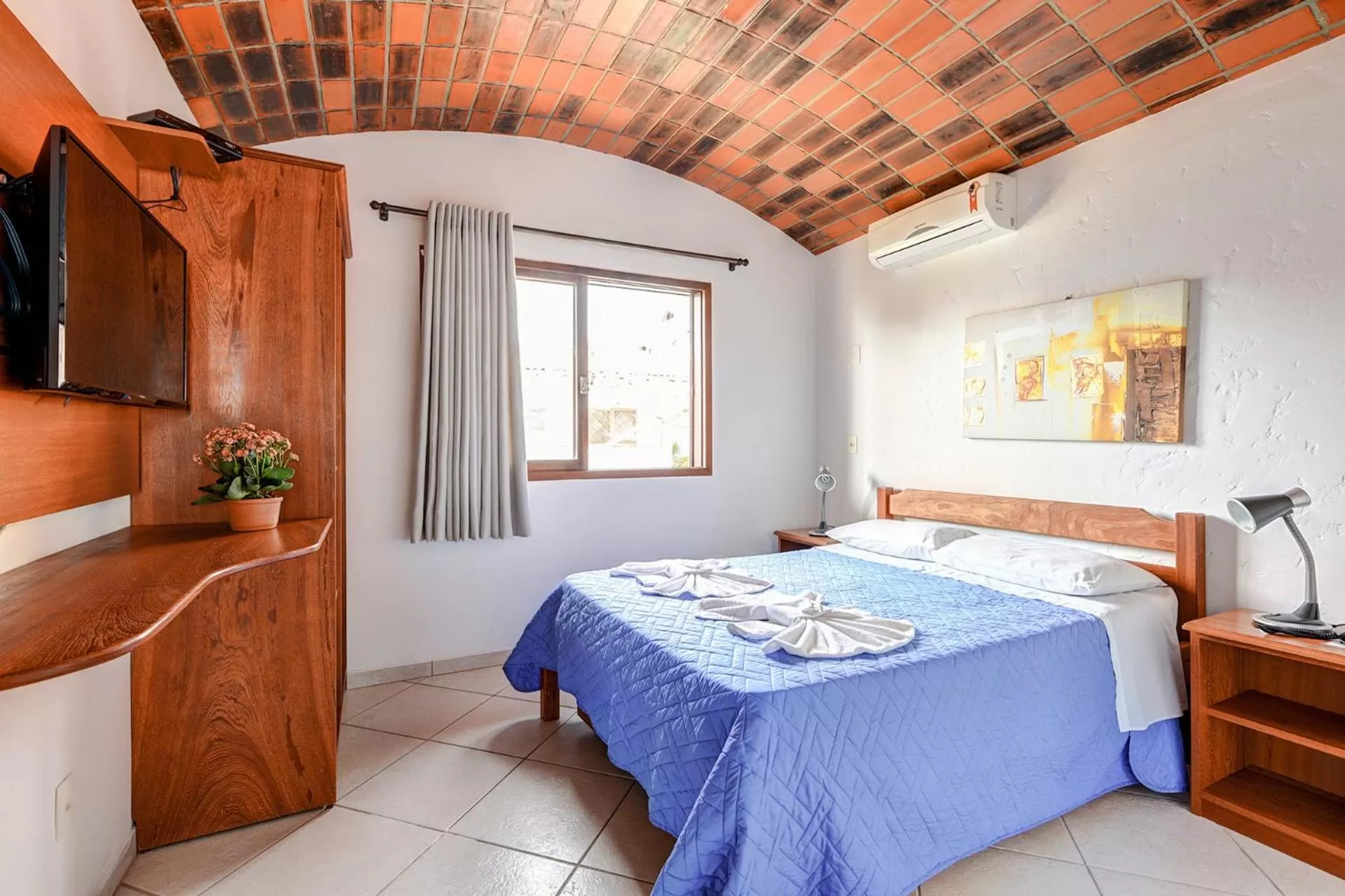 Photo of the whole room, Bed in Village Paraíso