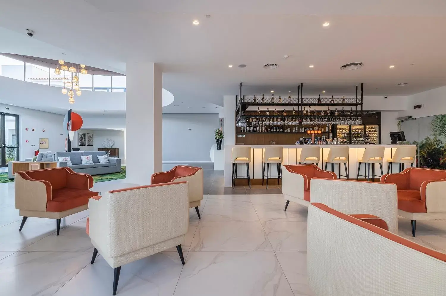 Lobby or reception, Lounge/Bar in Regency Salgados Hotel & Spa
