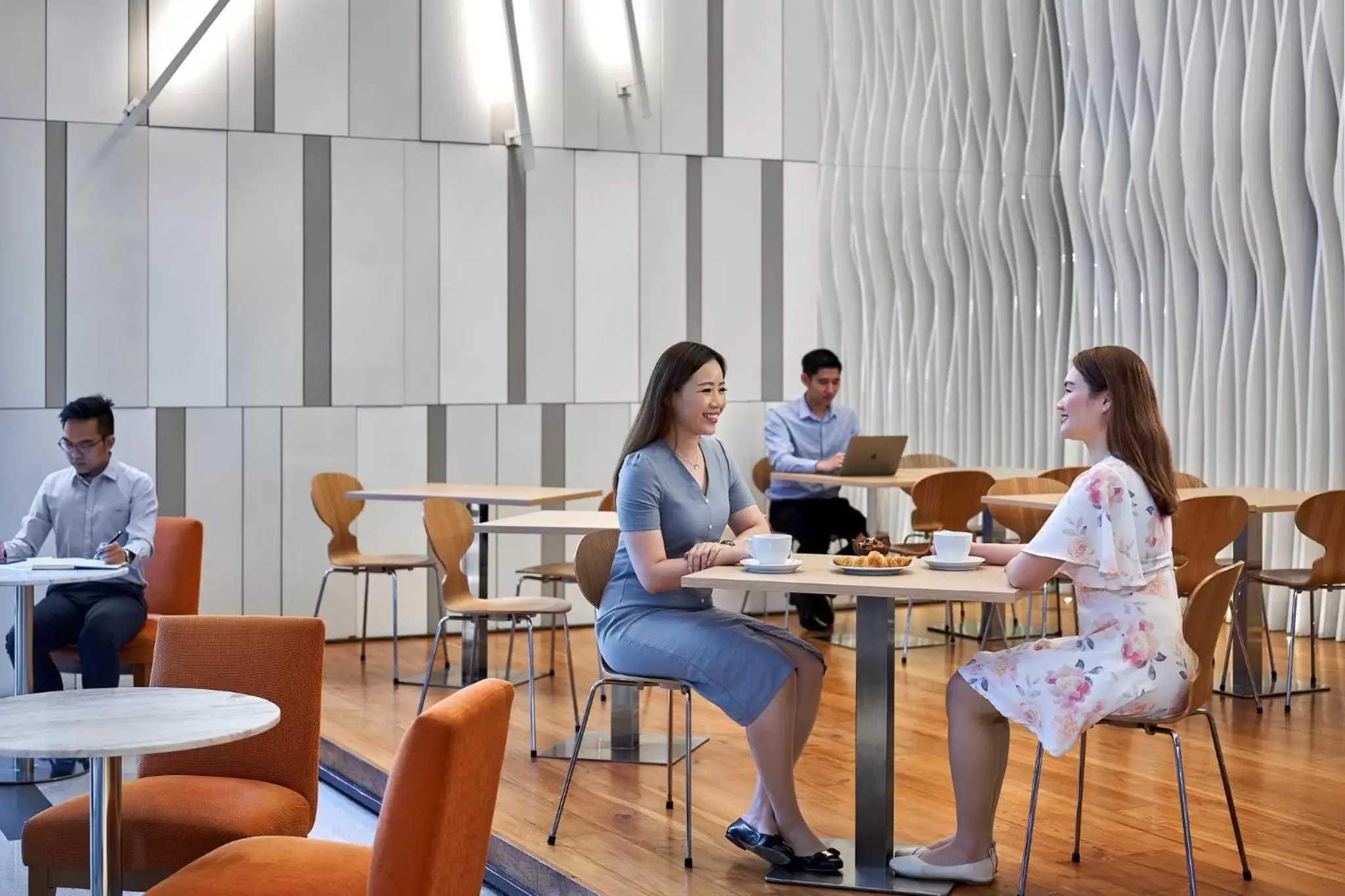 Restaurant/places to eat in Holiday Inn Express Singapore Orchard Road, an IHG Hotel