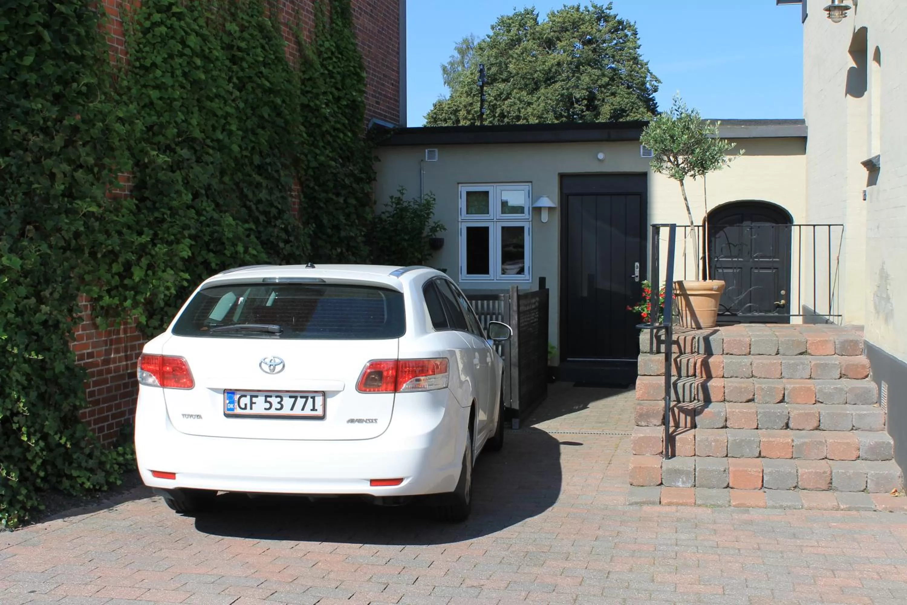 Amalie Bed and Breakfast & Apartments