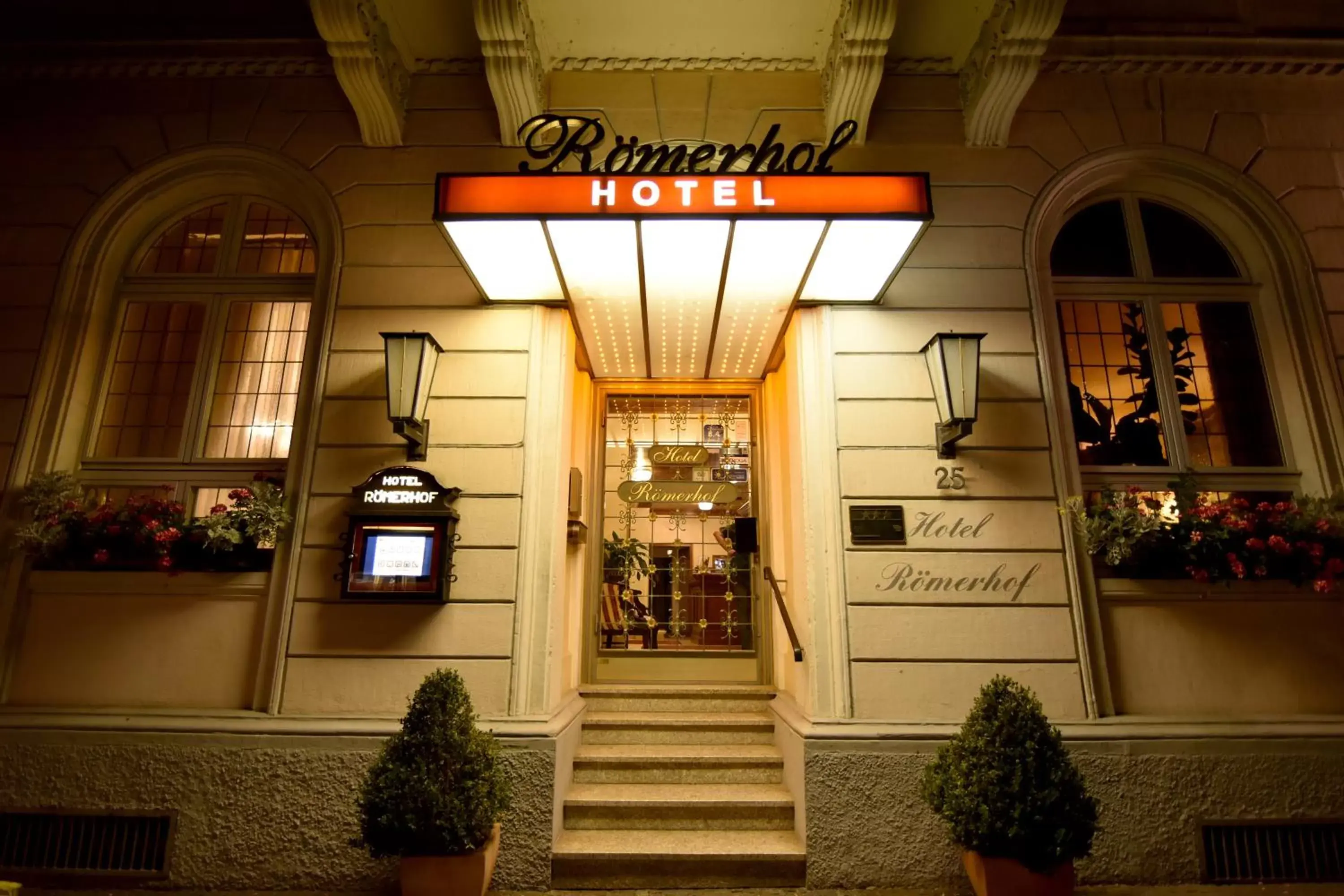 Facade/entrance in Hotel Römerhof