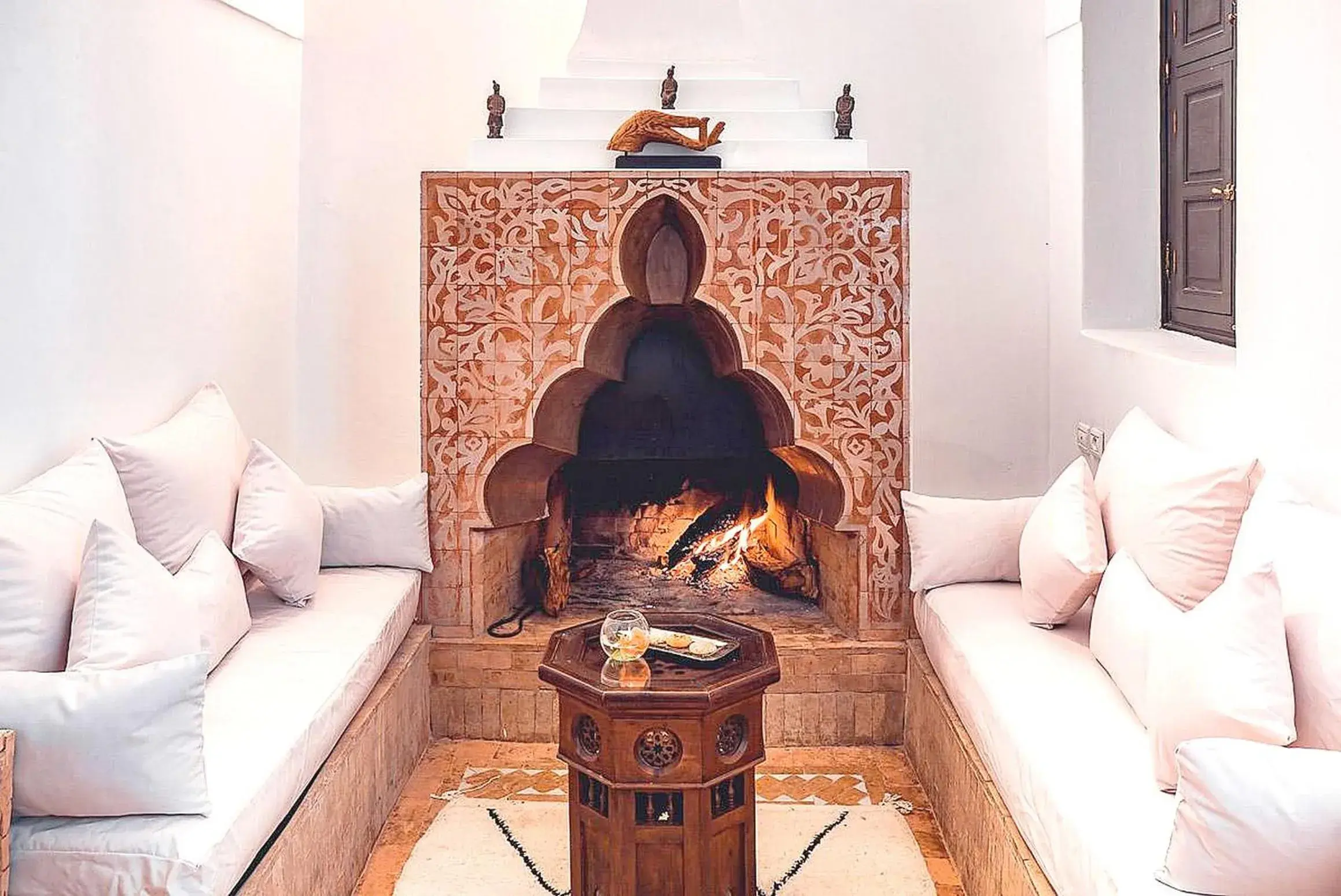 Living room, Seating Area in Riad Ambre et Epices