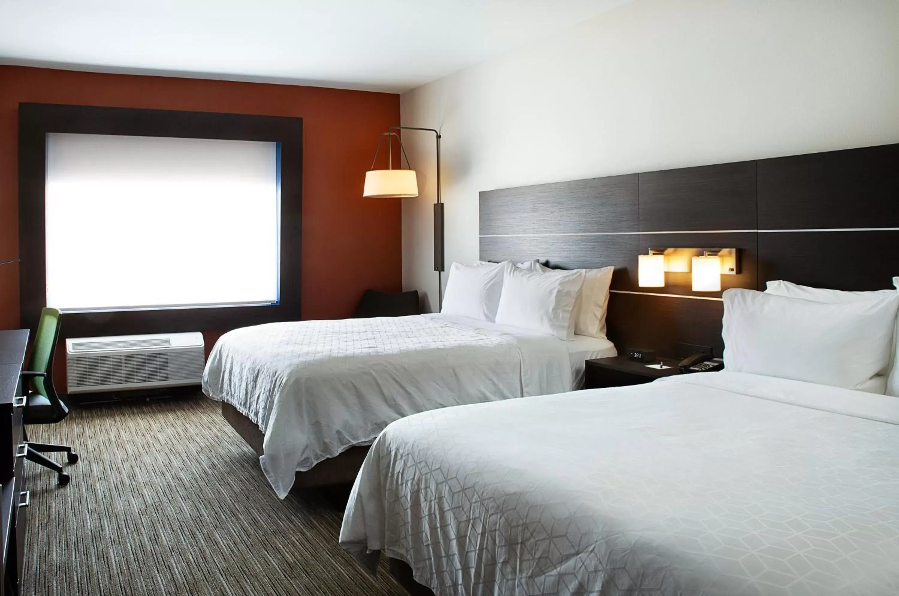 Photo of the whole room, Bed in Holiday Inn Express & Suites - Wentzville St Louis West, an IHG Hotel