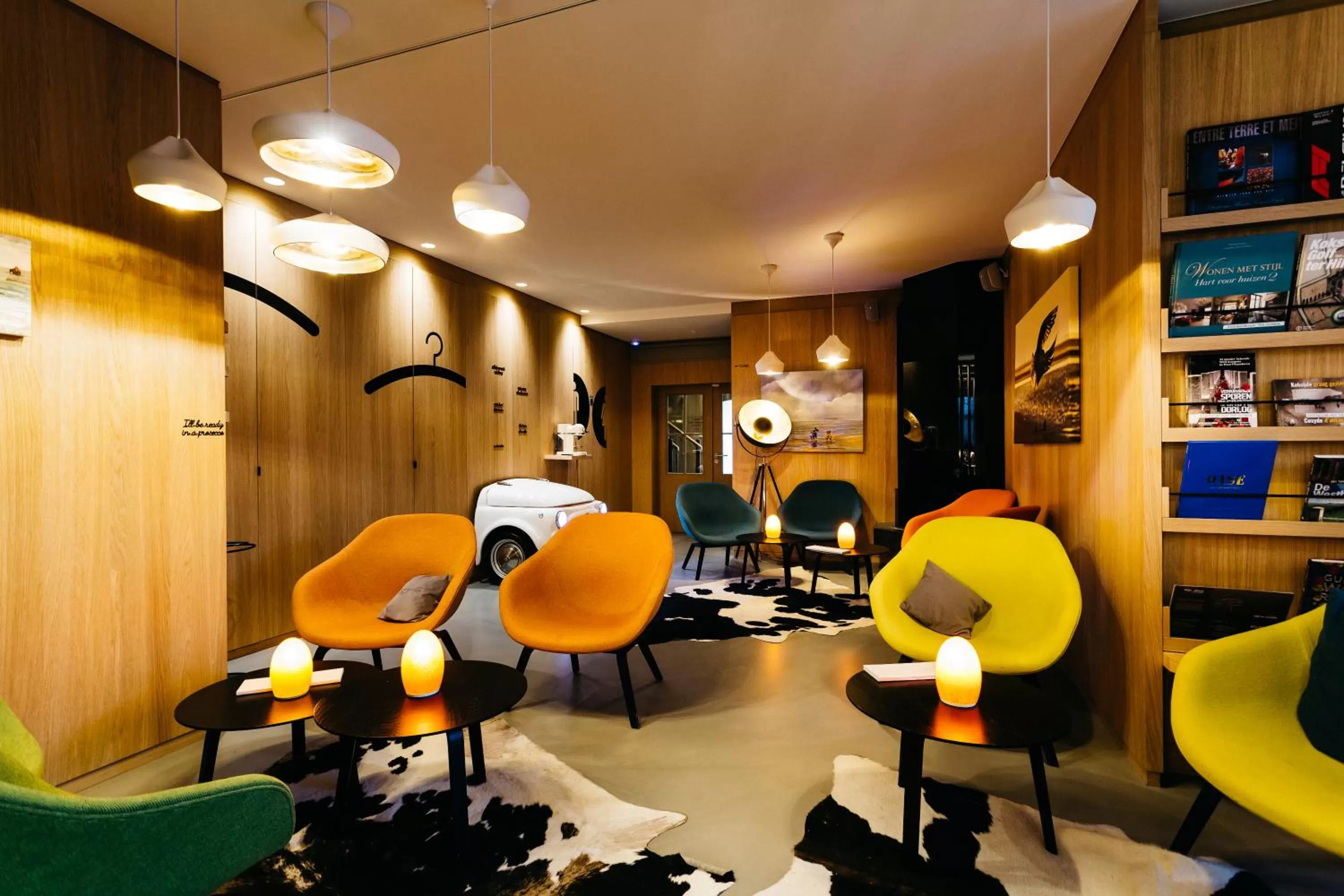Lounge or bar in Boutique Hotel 'Hof ter Duinen'