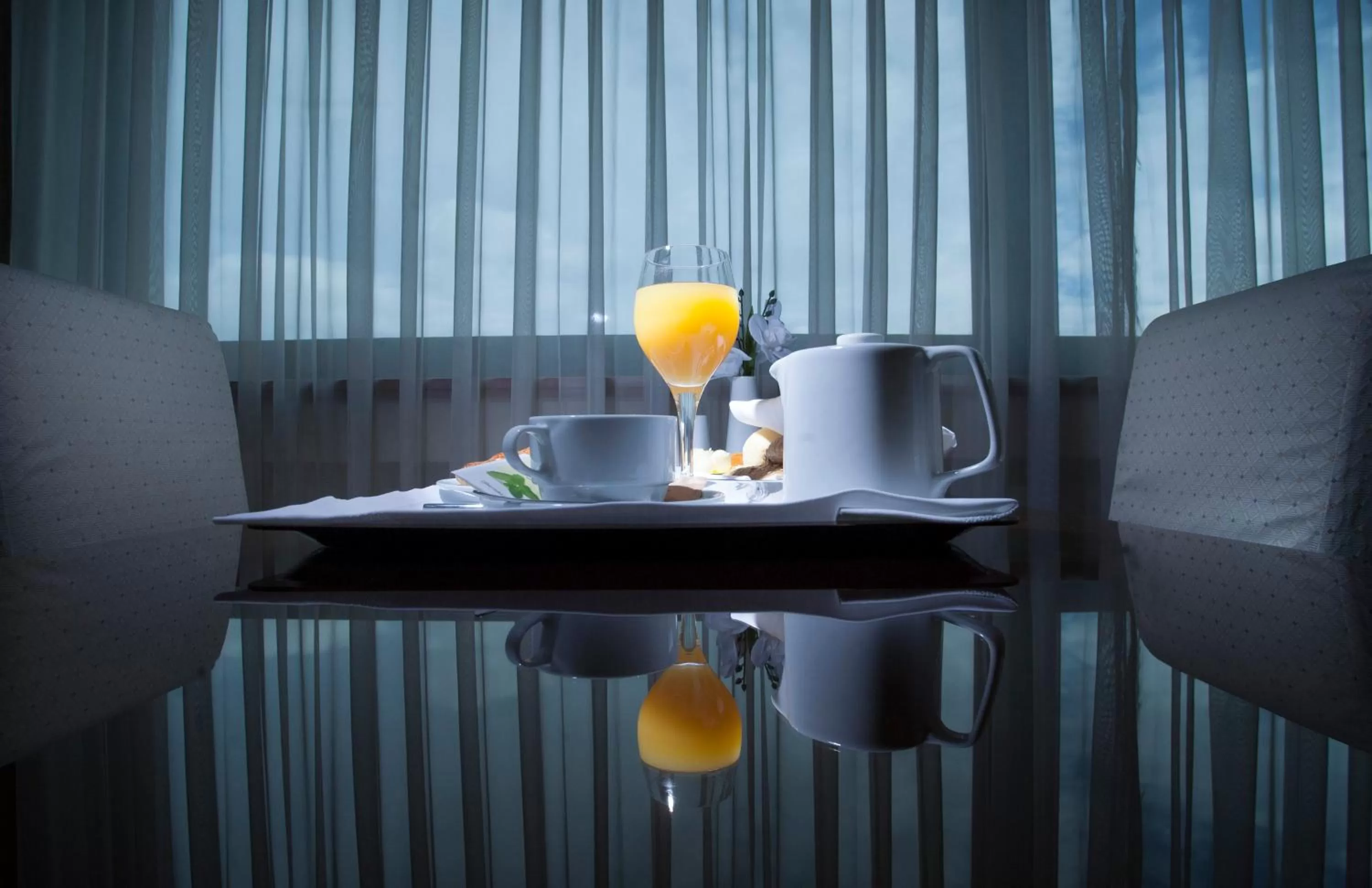 Food and drinks in Hotel Aristos