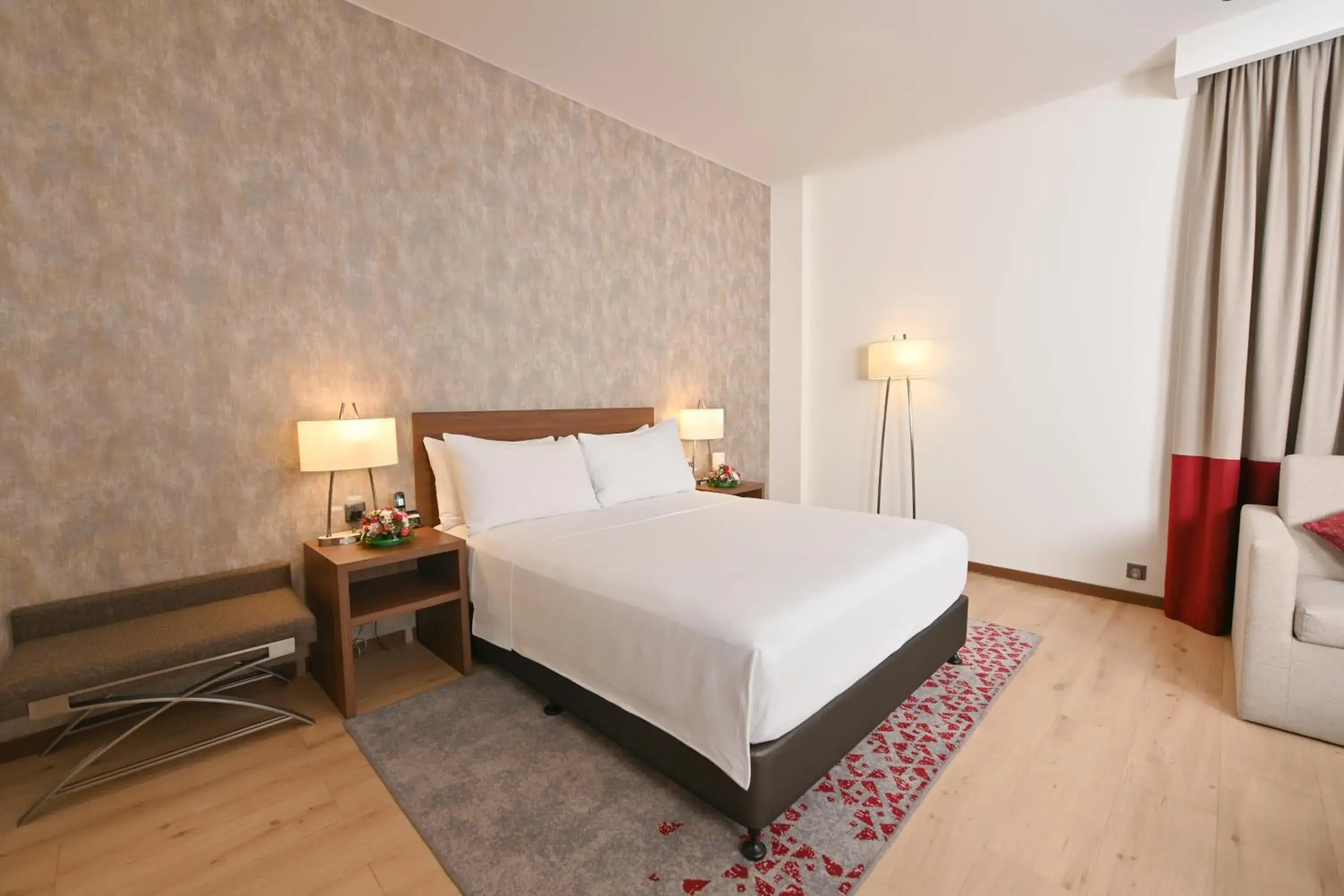 Studio King Suite - Accessible/Non Smoking in Comfort Hotel Jeddah King Road Studio King Suite - Accessible/Non Smoking in Comfort Hotel Jeddah King Road