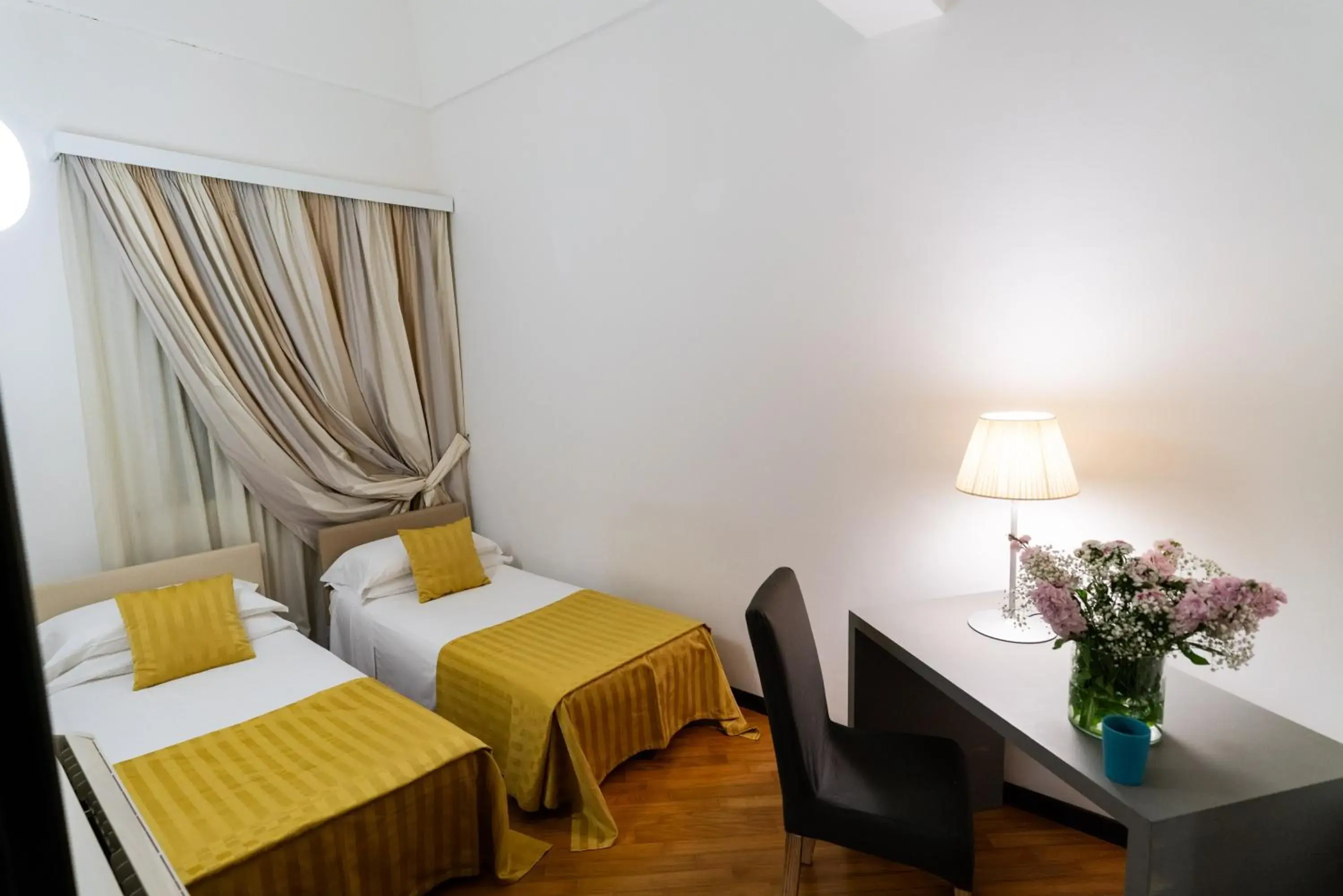 Bedroom, Bed in Palazzo Indelli