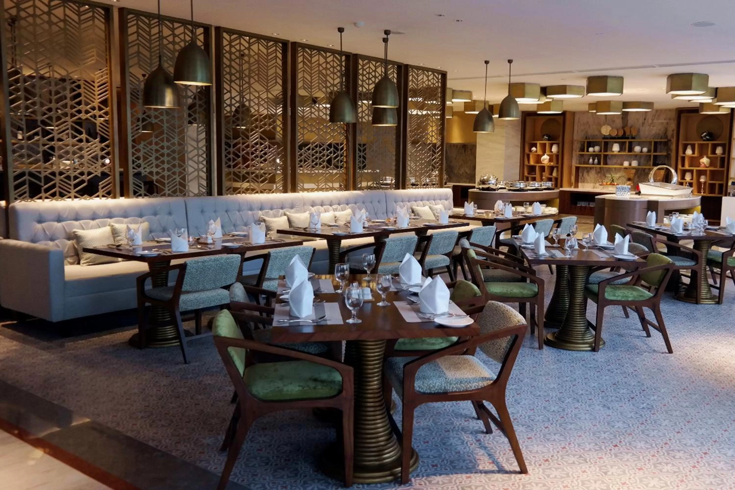 Restaurant/places to eat in Vasa Hotel Surabaya