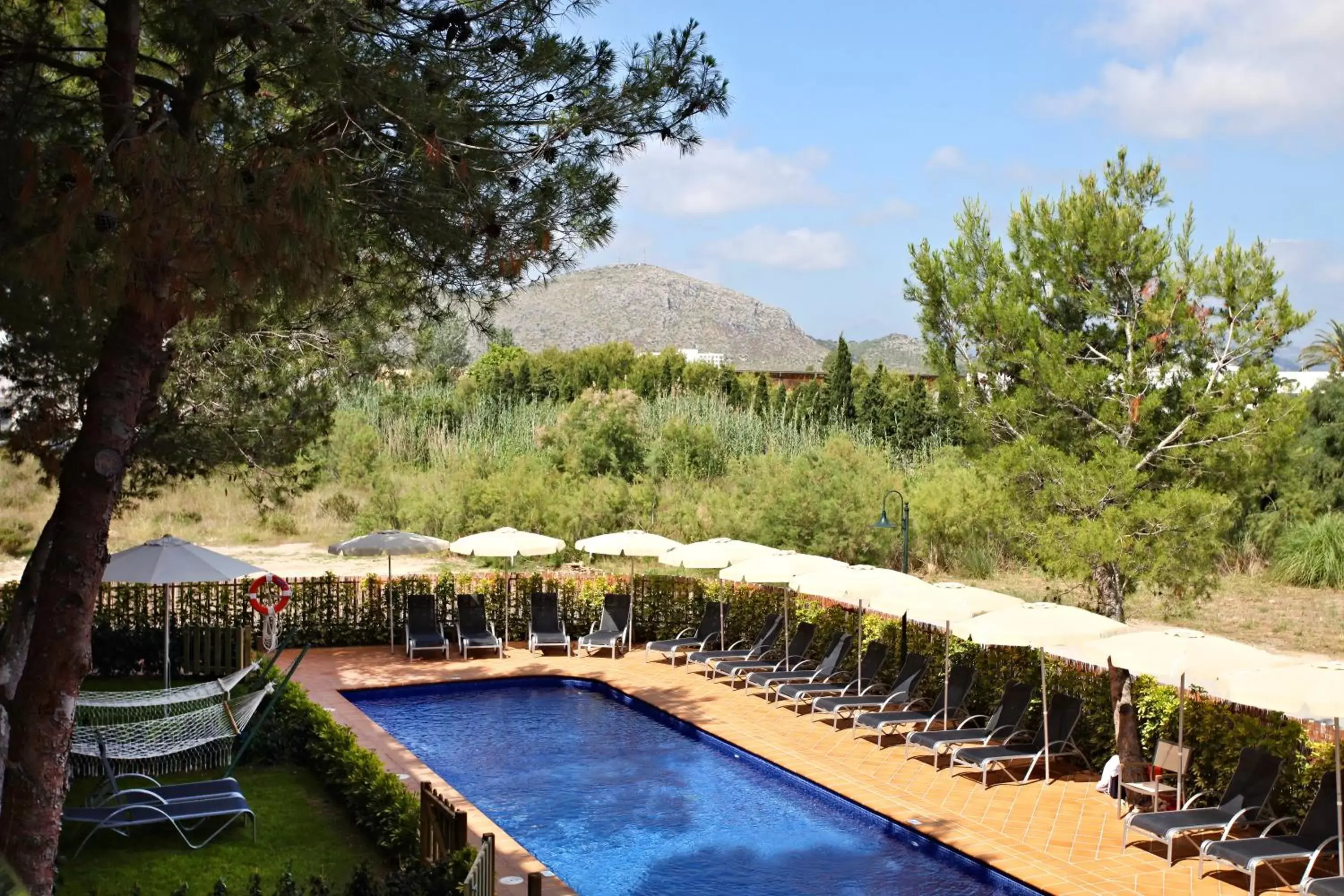 Swimming pool, Pool View in Zafiro Tropic