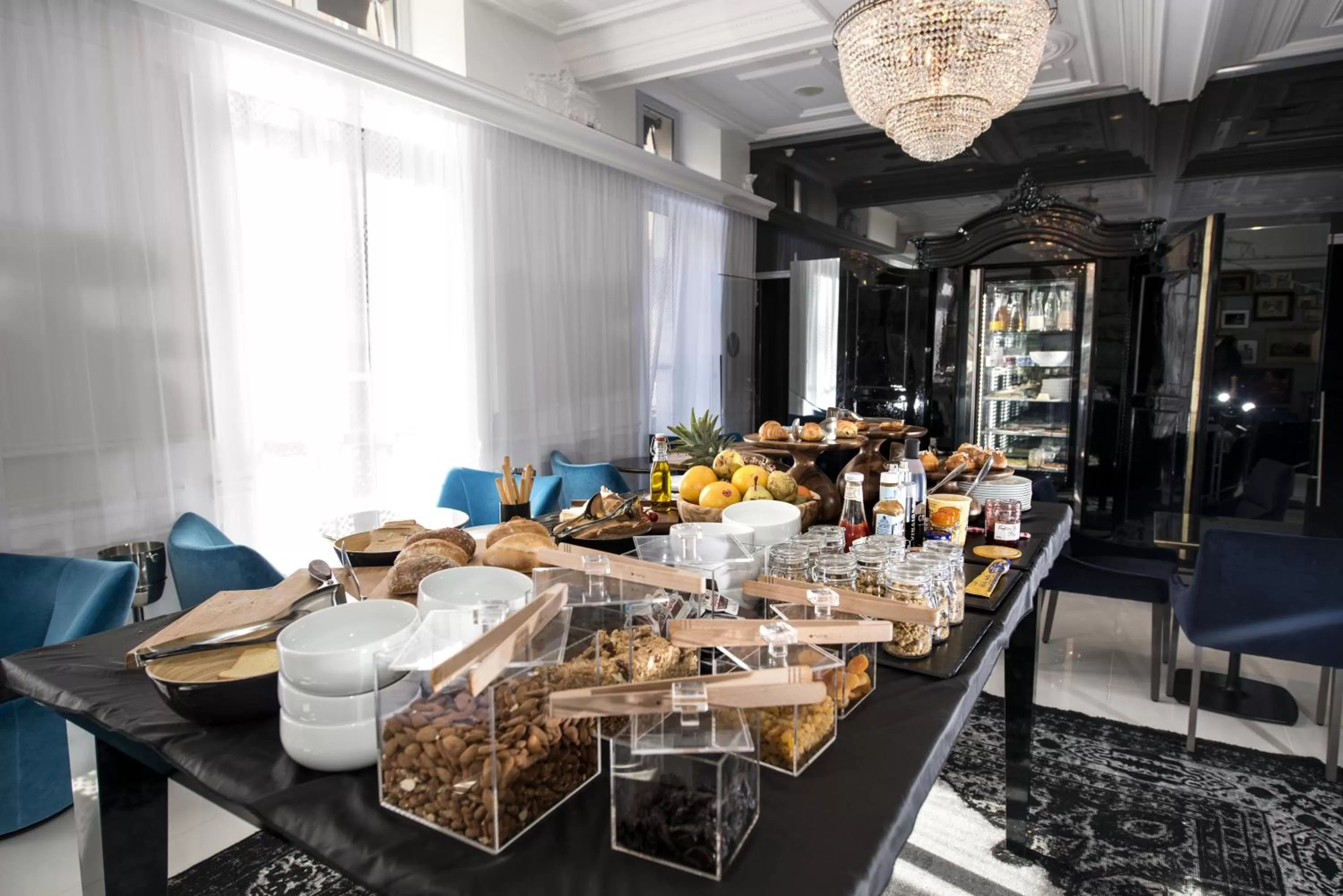 Buffet breakfast in Vertigo Hotel, Dijon, a Member of Design Hotels