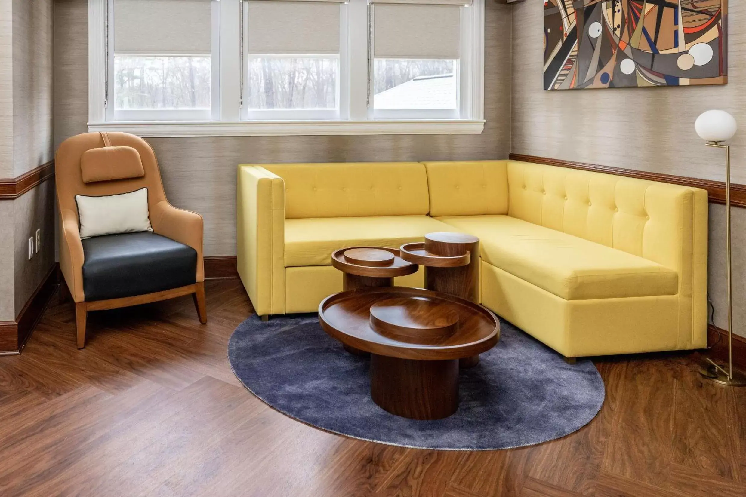 Living room, Seating Area in Chateau Merrimack Hotel & Spa