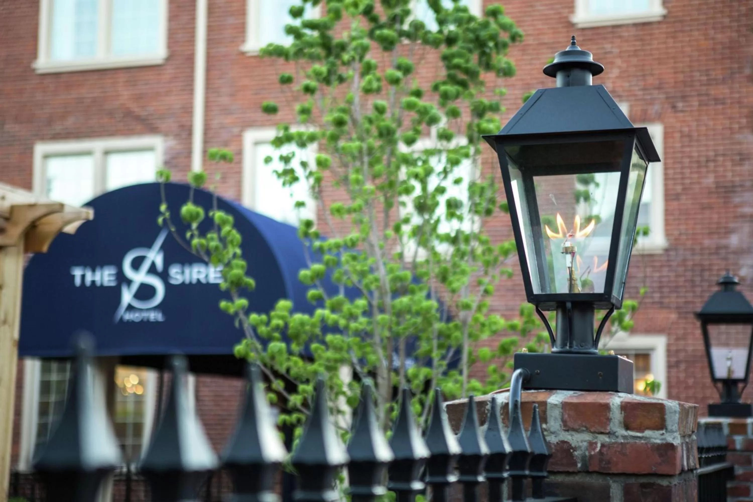 Property building in The Sire Hotel Lexington, Tapestry Collection by Hilton