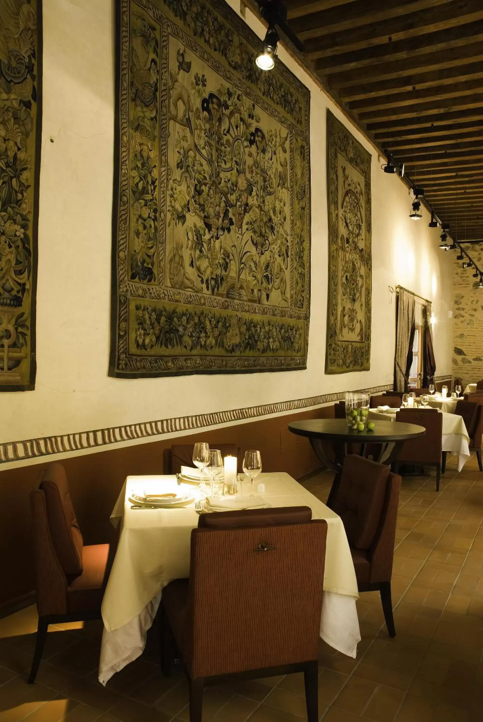Restaurant/Places to Eat in Hotel San Antonio el Real