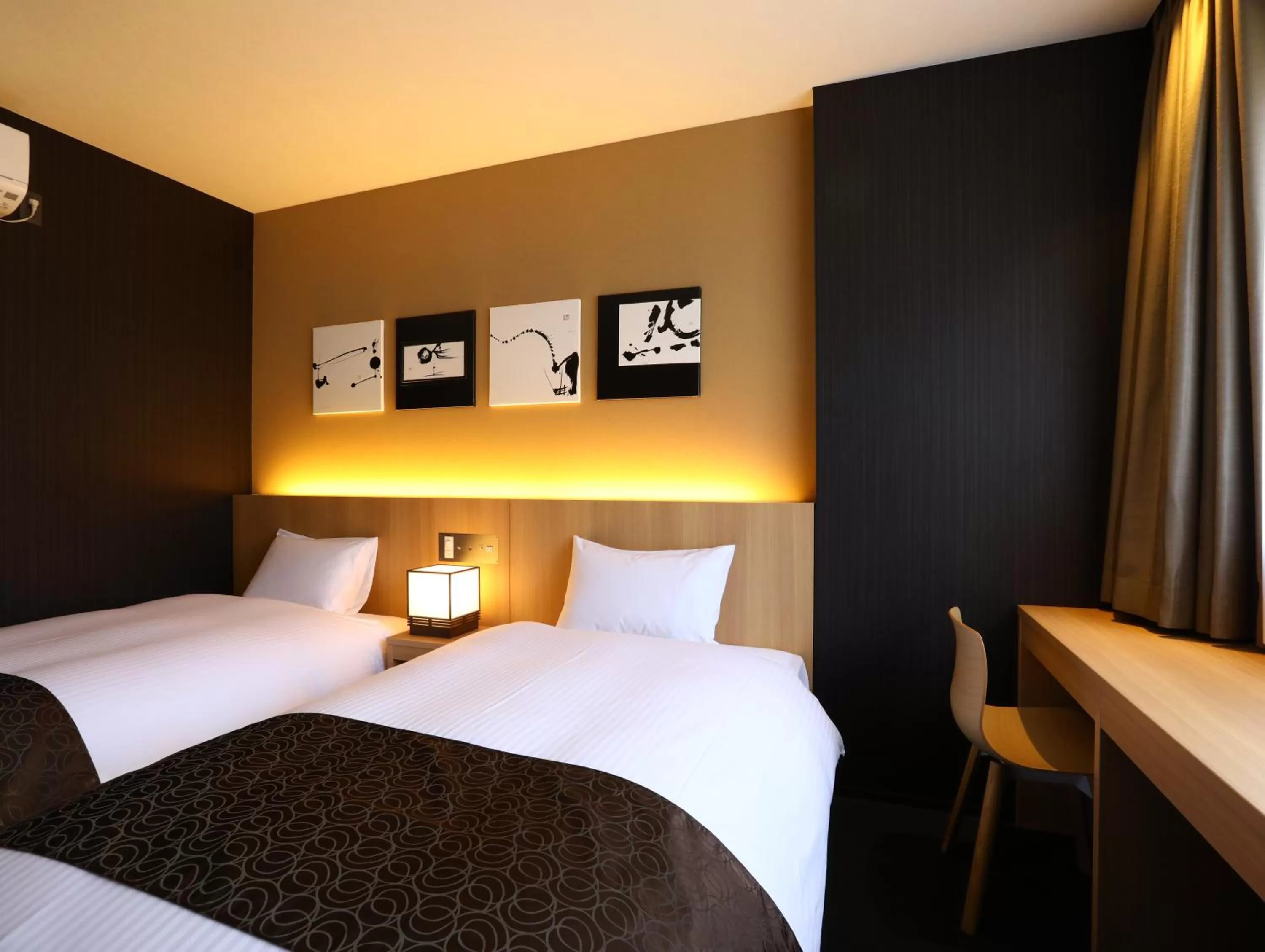 Bed in Hotel Wing International Kyoto - Shijo Karasuma
