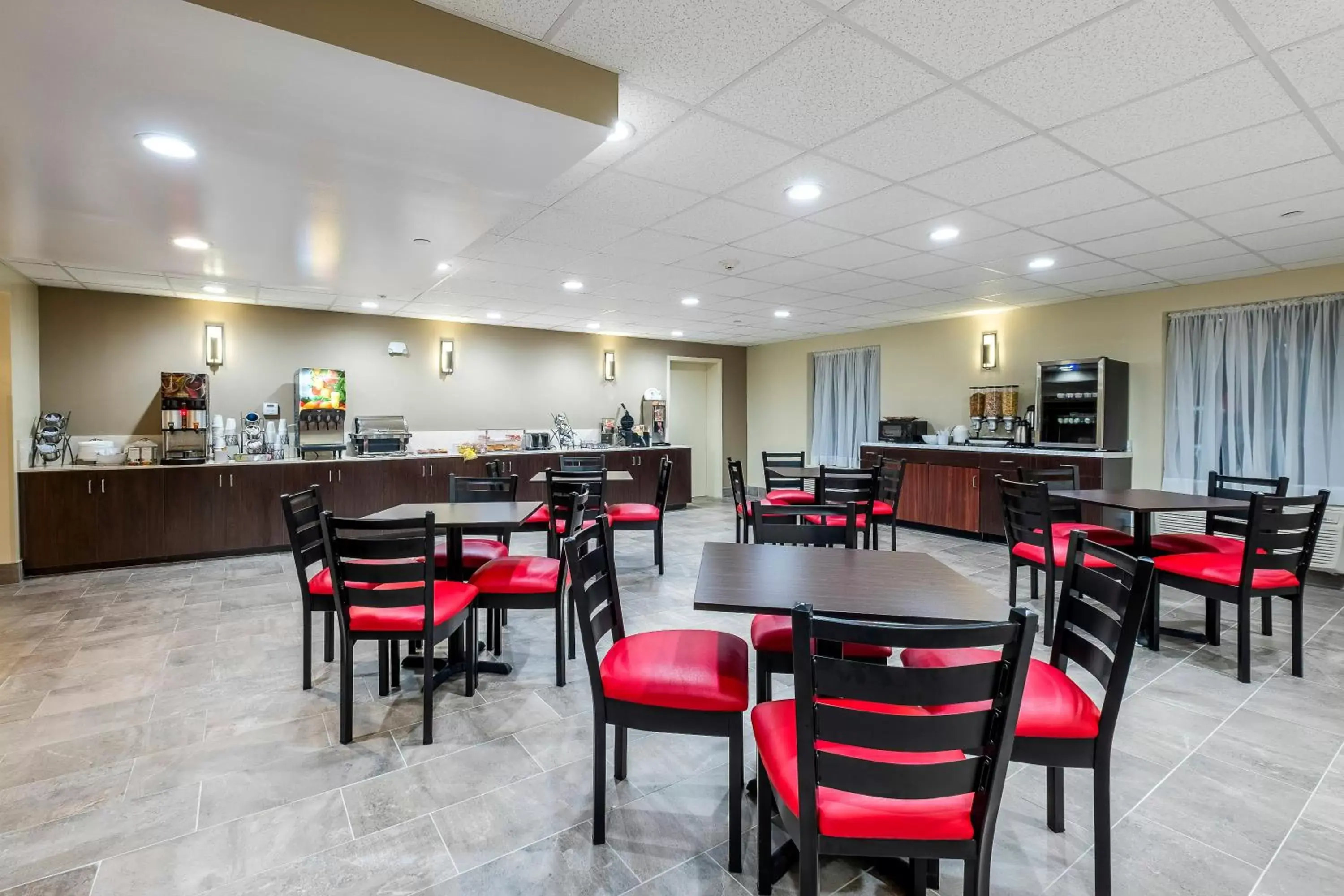 Breakfast, Restaurant/Places to Eat in Red Roof Inn PLUS+ Tuscaloosa - University