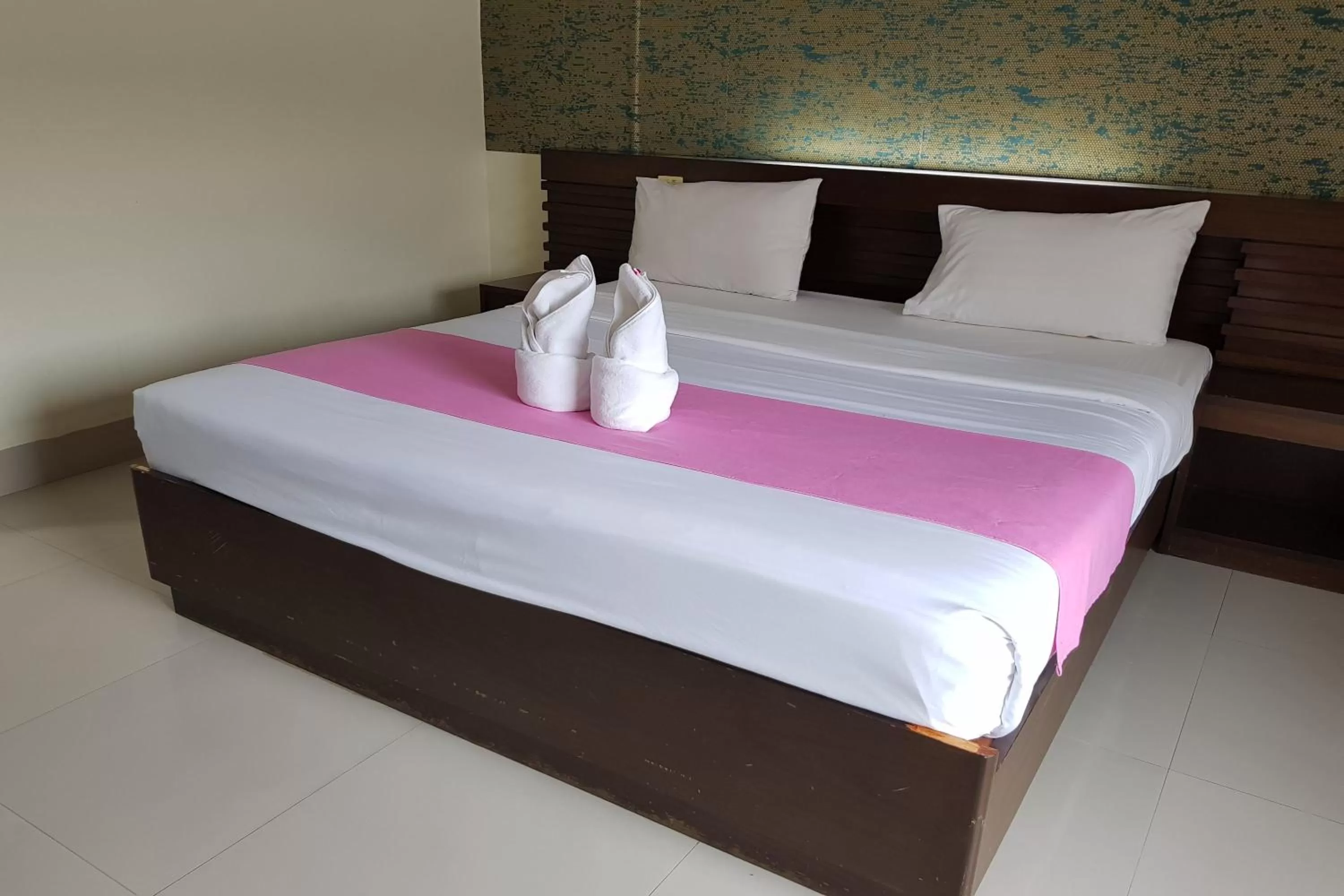 Bedroom, Bed in Poonsook Phitsanulok Hotel SHA Plus