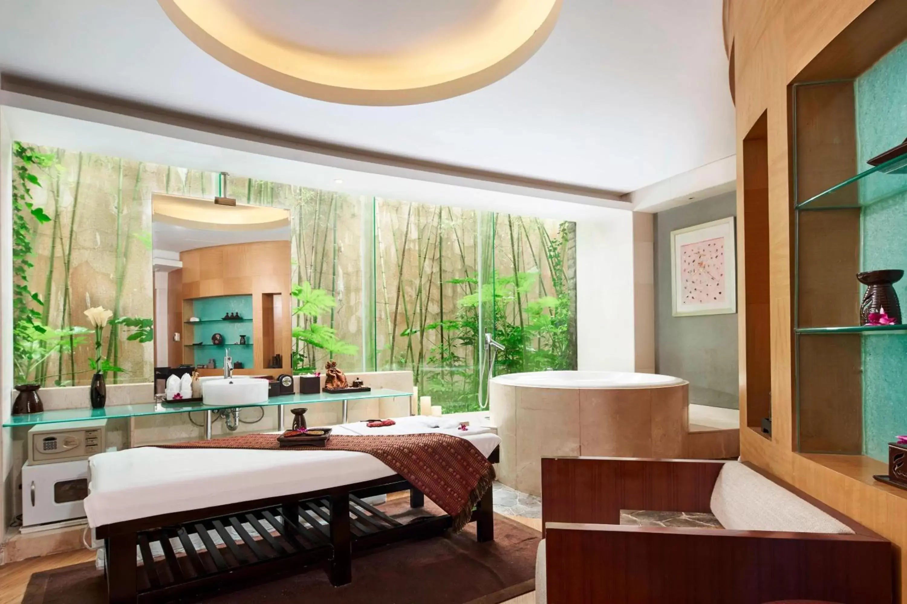 Spa and wellness centre/facilities, Restaurant/Places to Eat in Sheraton Zhoushan Hotel