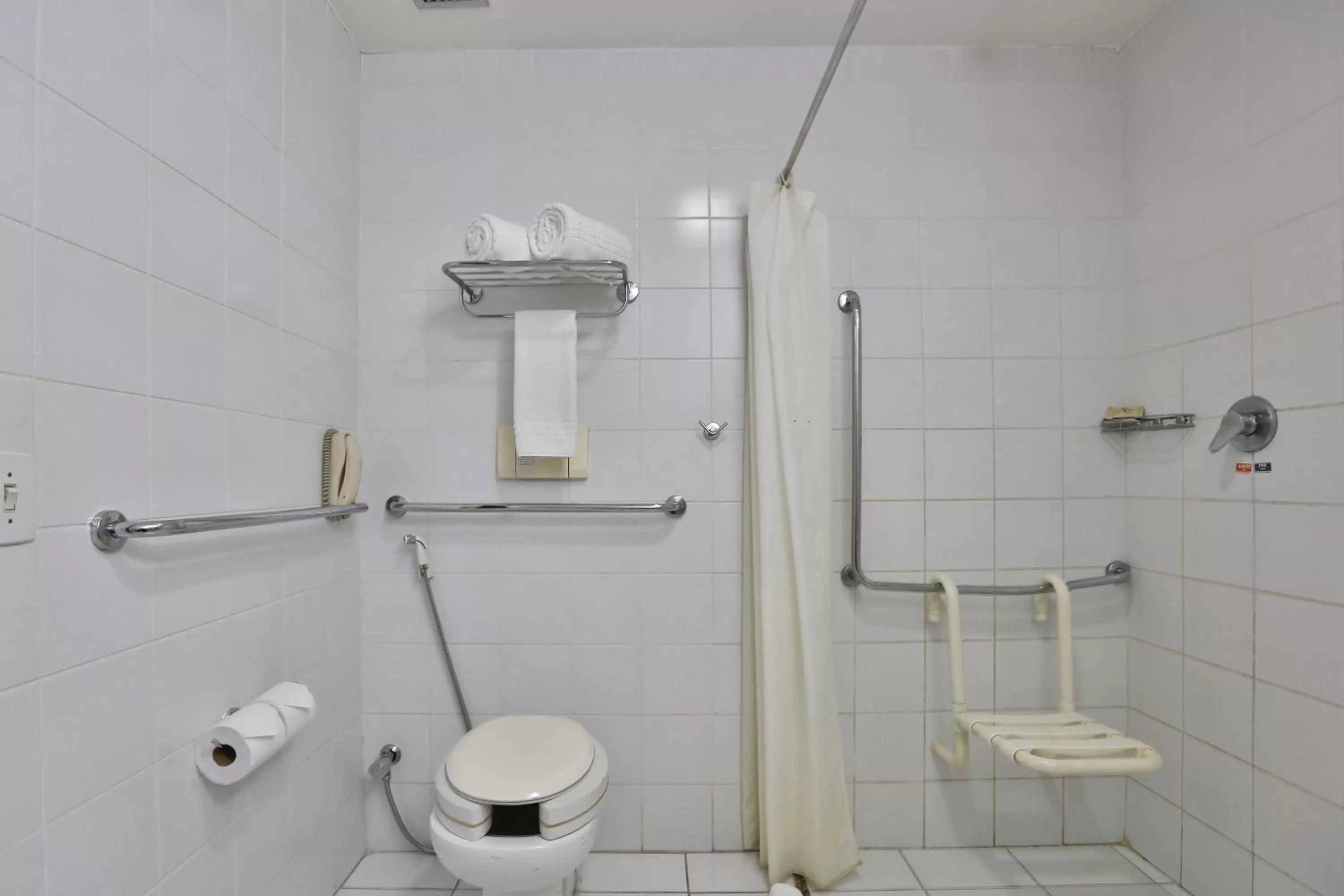 Toilet in Slaviero São Paulo Downtown