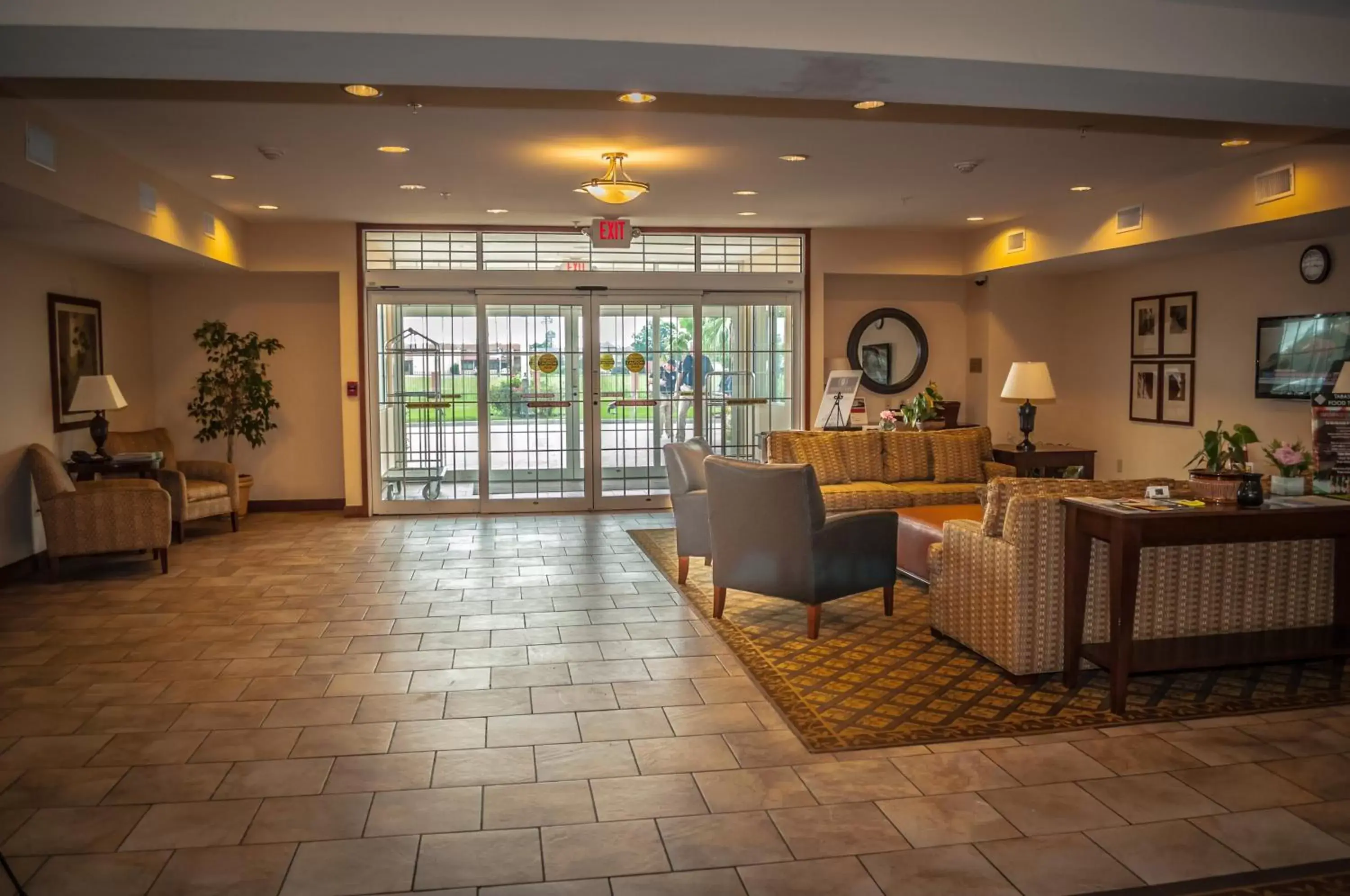 Lobby or reception, Lobby/Reception in Candlewood Suites New Iberia, an IHG Hotel
