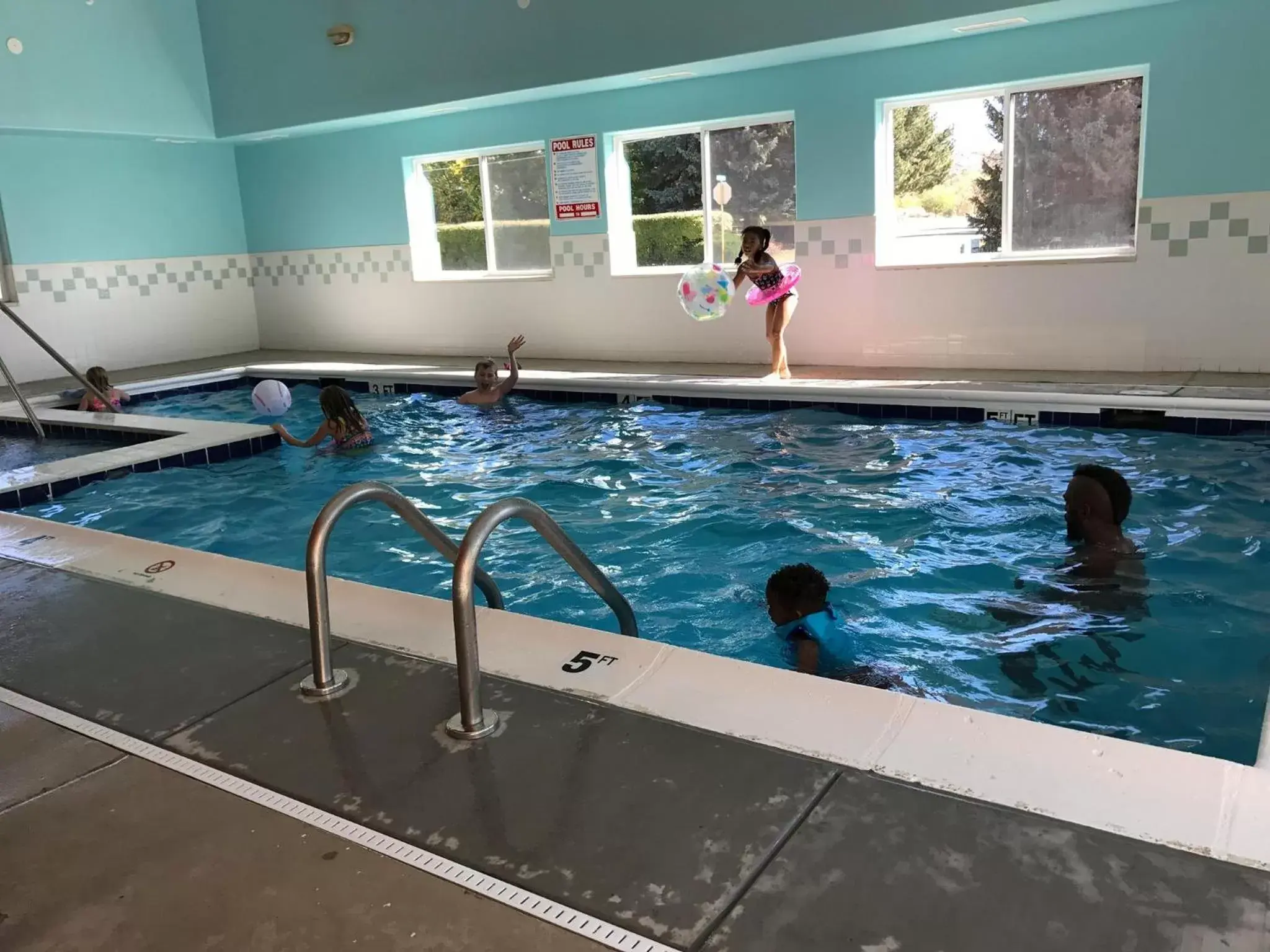 People, Swimming Pool in Stay Wise Inn Cedaredge
