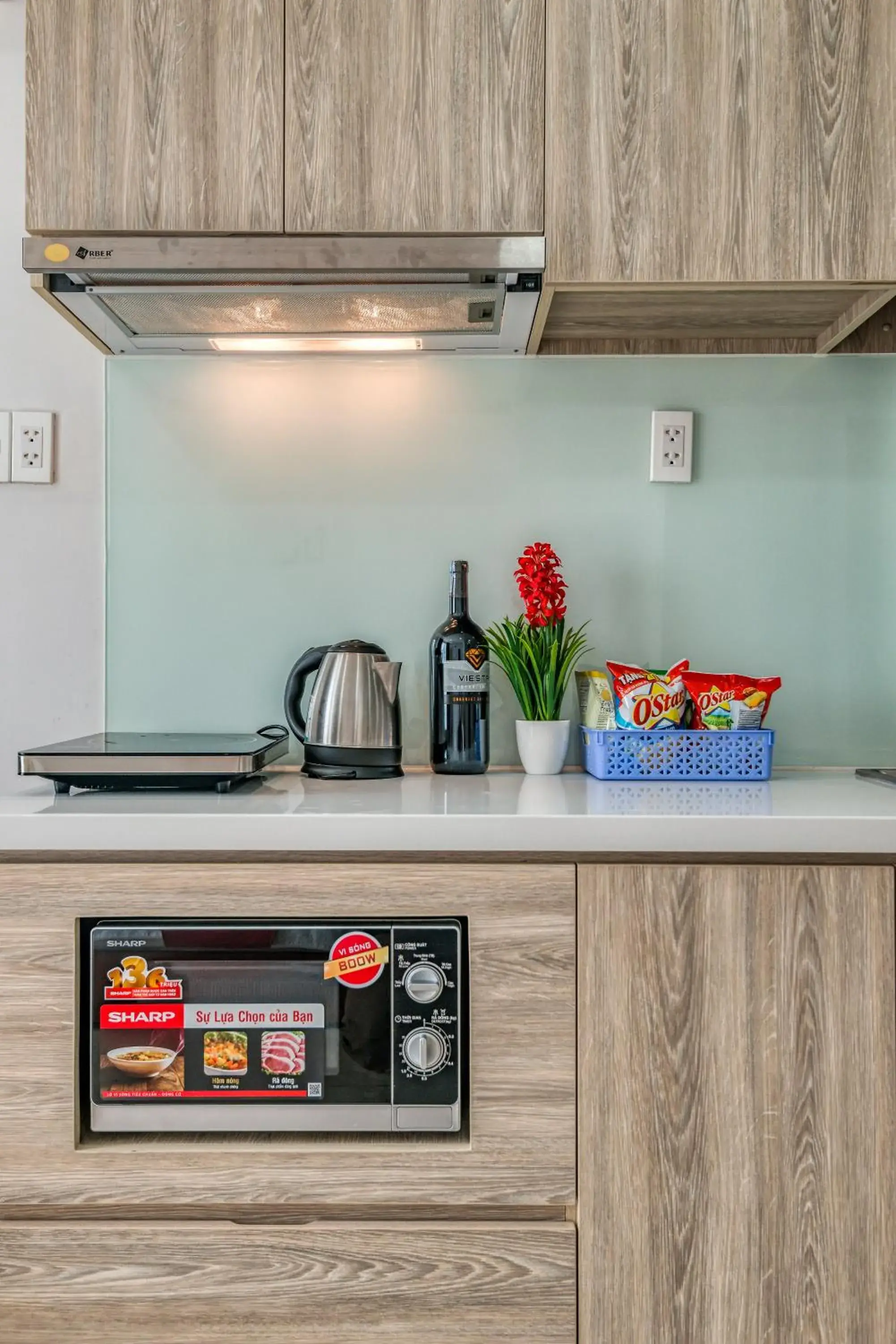 kitchen, Kitchen/Kitchenette in Cherry Hotel and Apartment