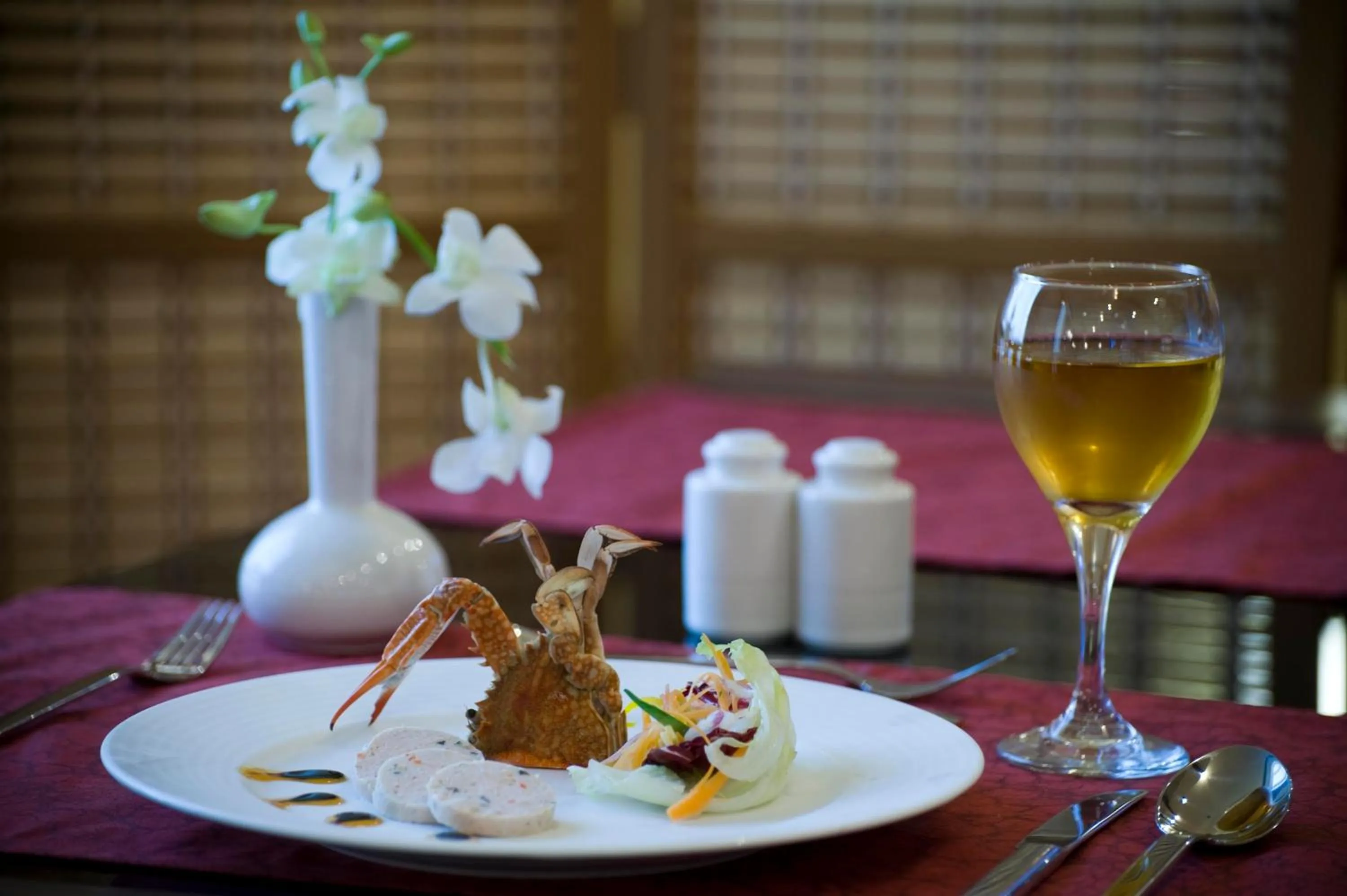 Food in Eastyard Khobar Hotel - Formerly Ramada by Wyndham Khobar