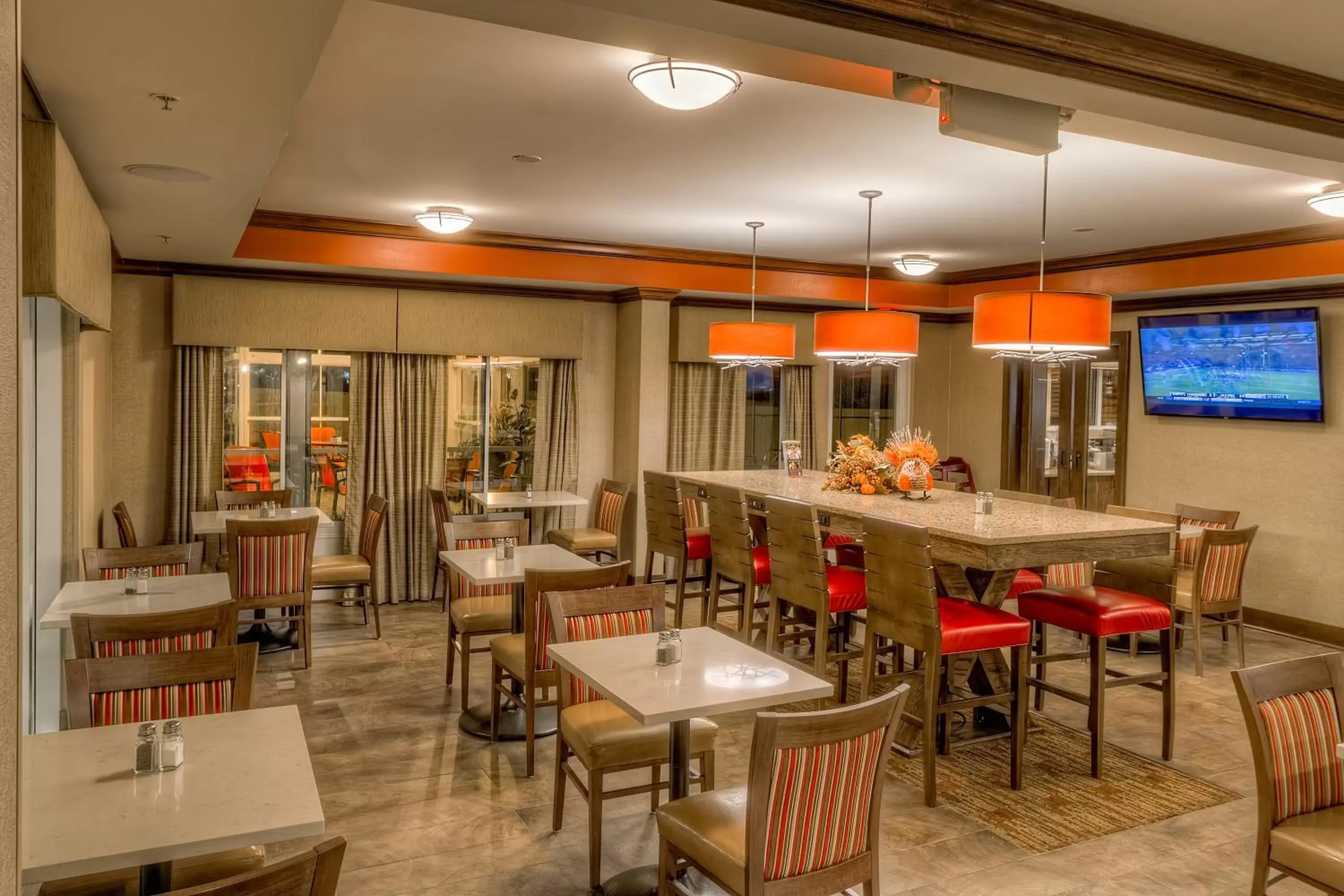 Restaurant/Places to Eat in La Quinta by Wyndham Pigeon Forge