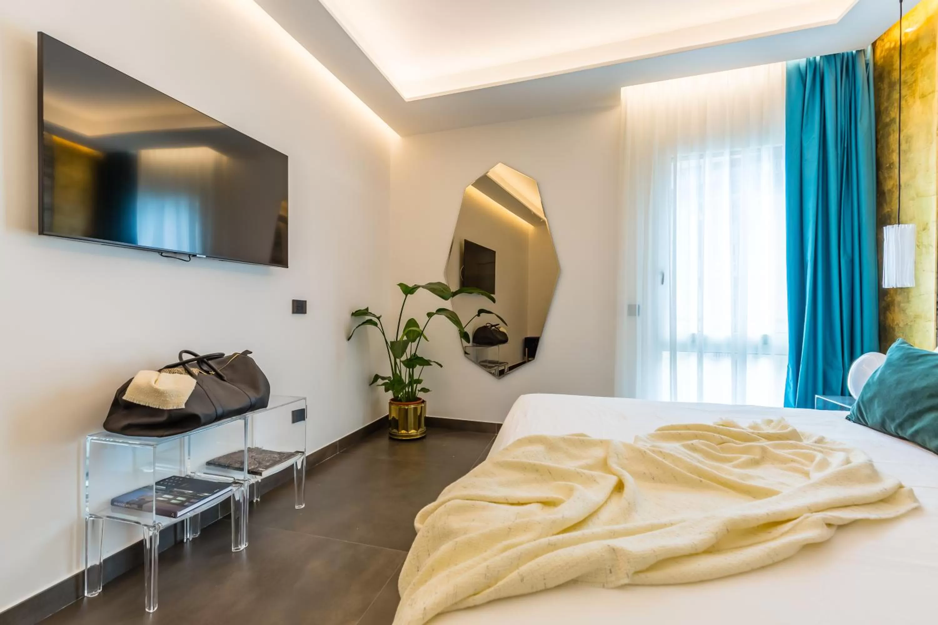 Bed in Dei Martiri Suite