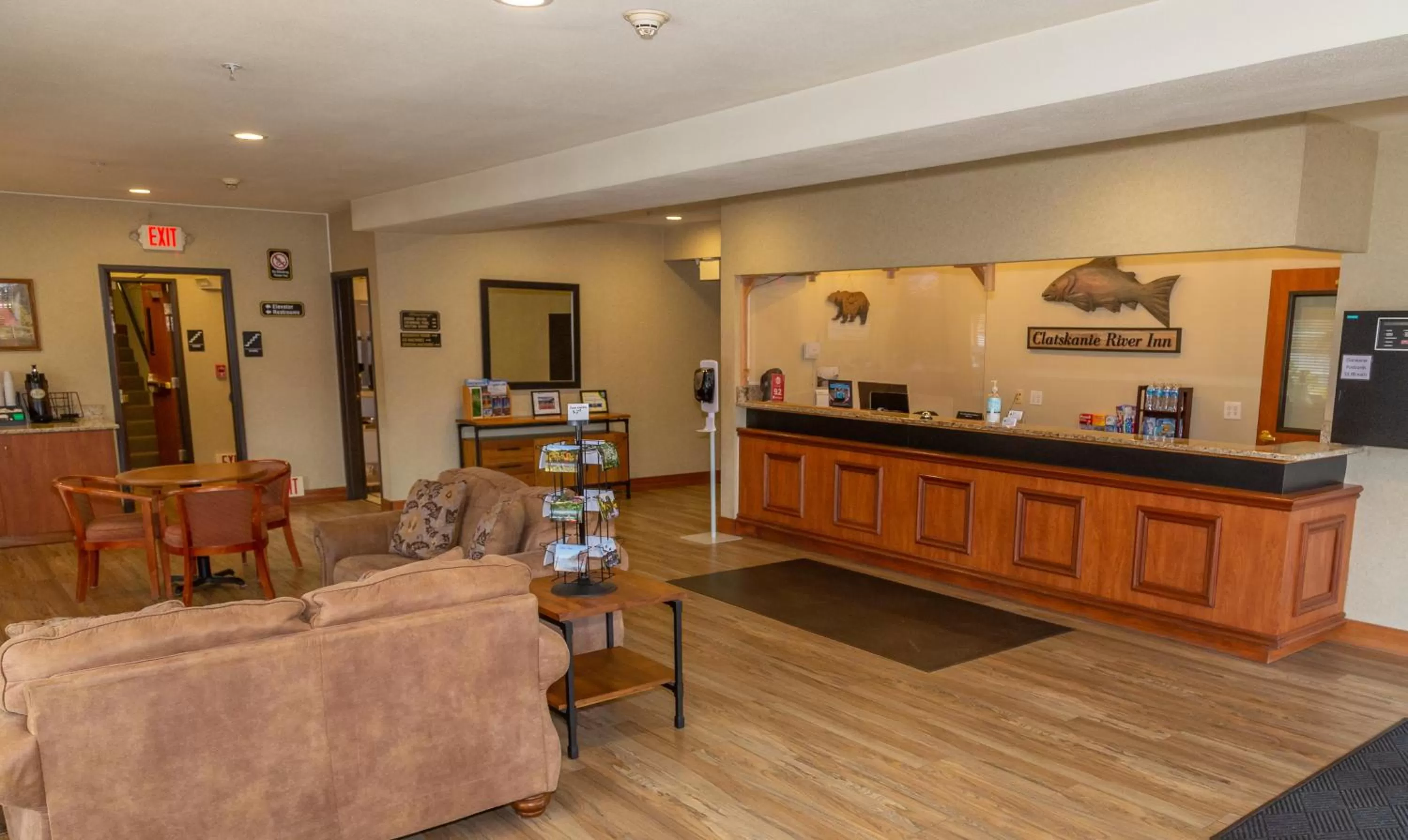 Property building in Clatskanie River Inn