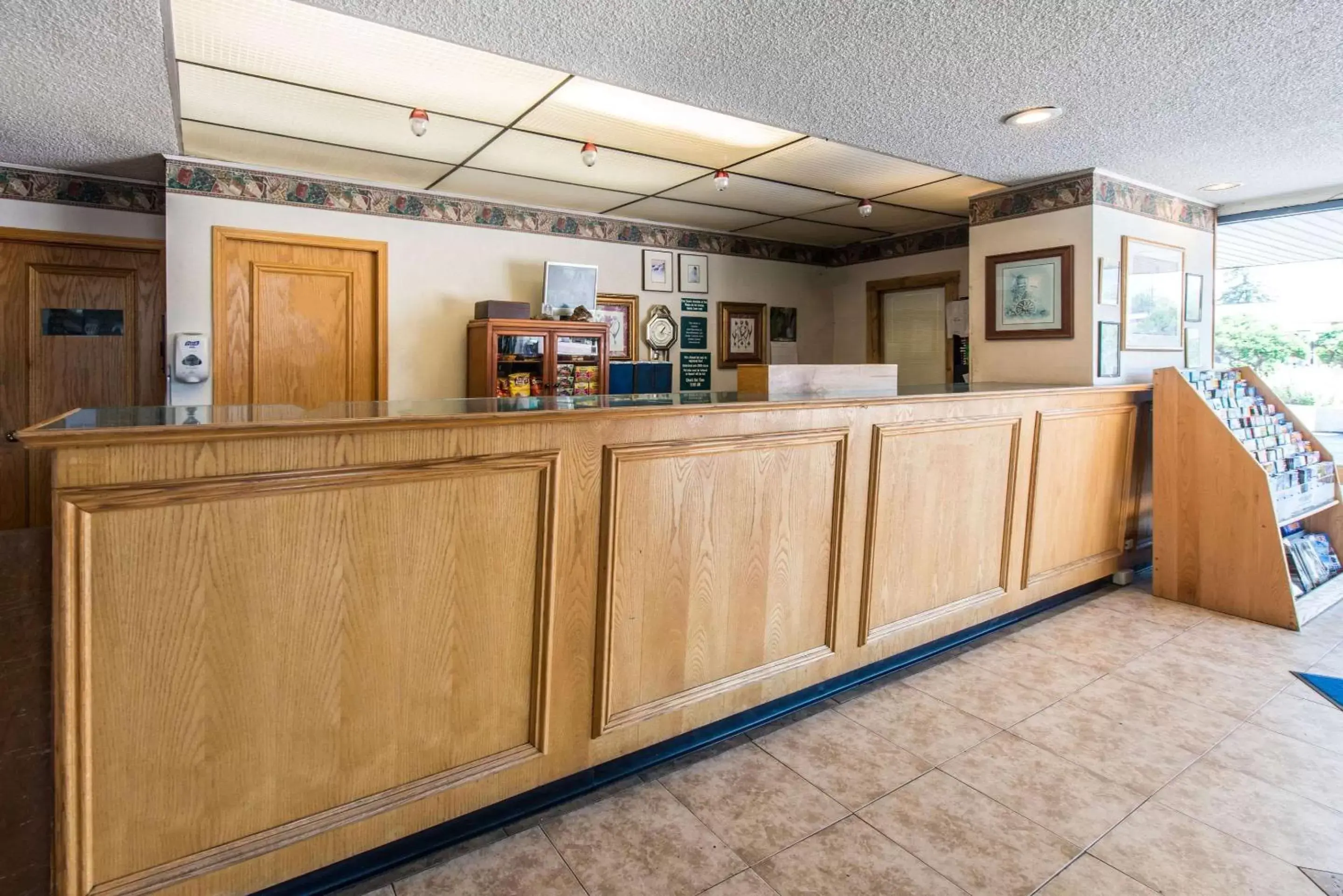 Lobby or reception, Lobby/Reception in Rodeway Inn & Suites Colorado Springs