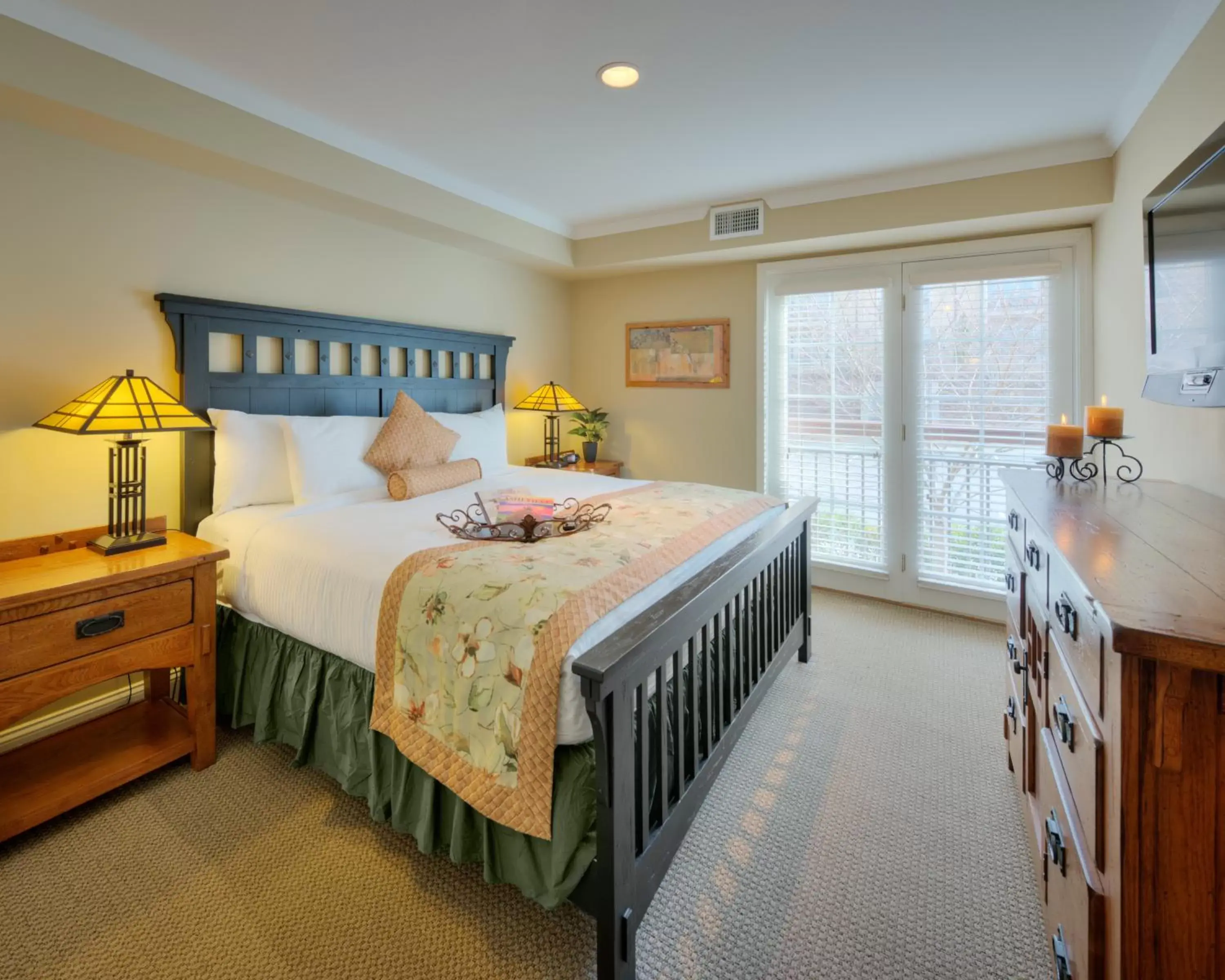 Bedroom, Bed in The Residences at Biltmore - Asheville