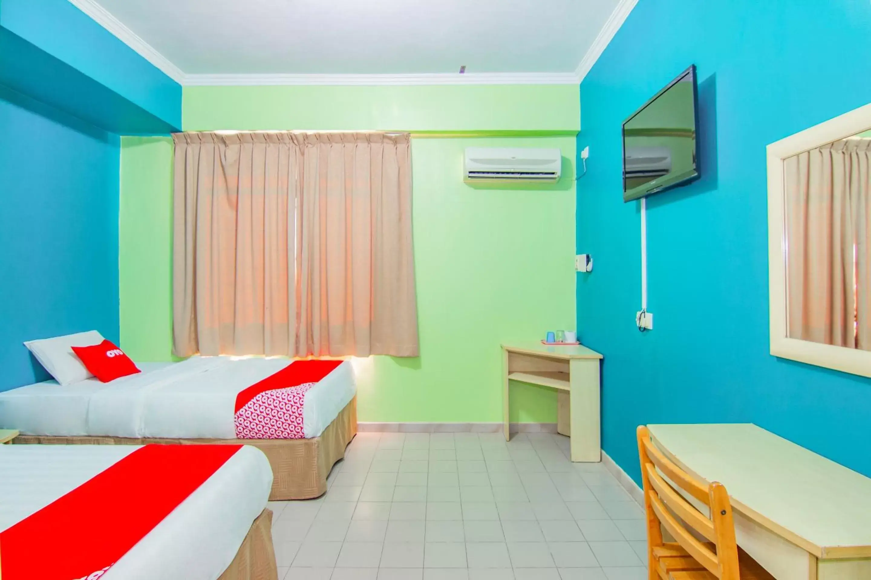 Bedroom, Room Photo in OYO 1159 Hotel New Sabah