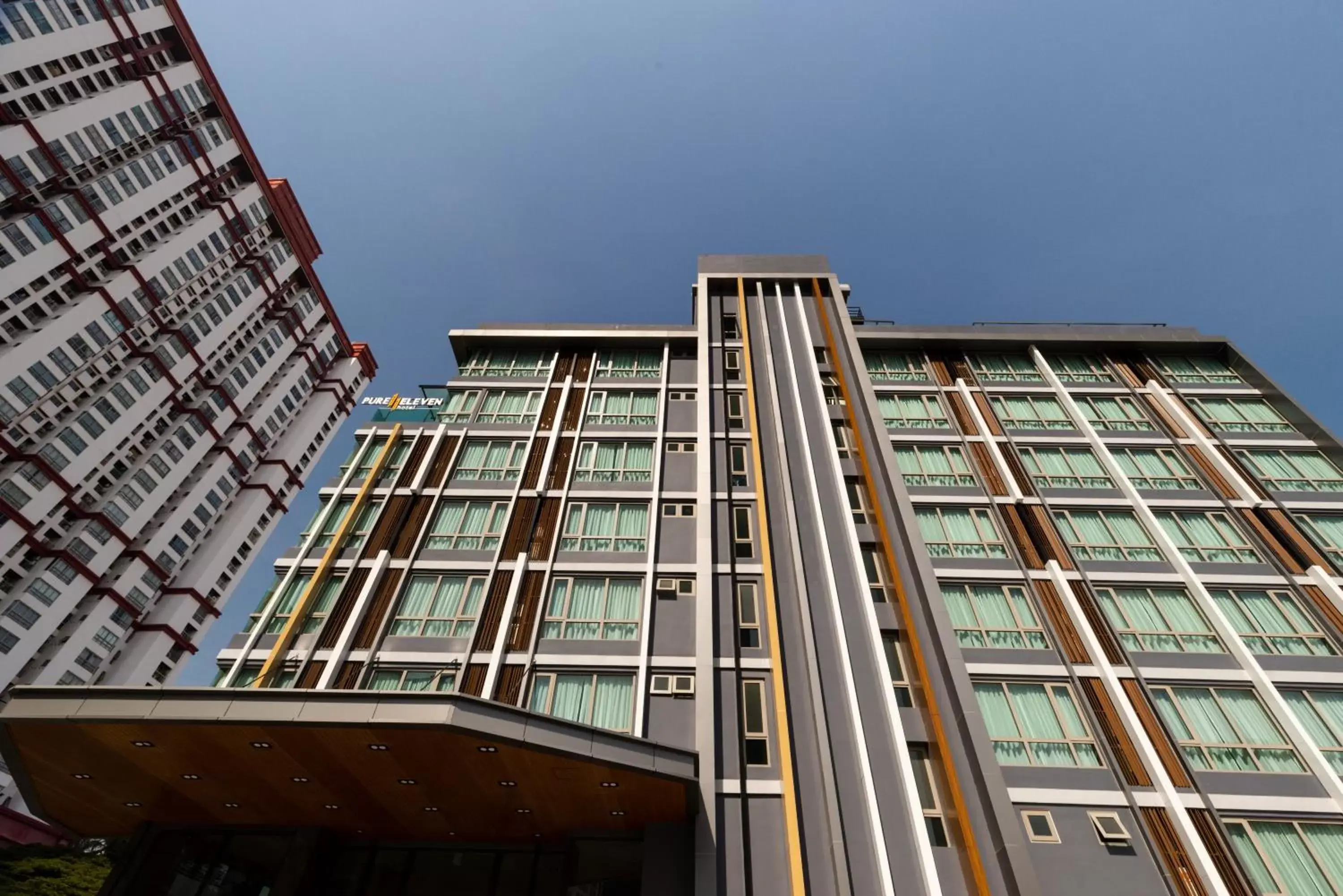 Property building in Pure Eleven Hotel Bangkok Property building in Pure Eleven Hotel Bangkok