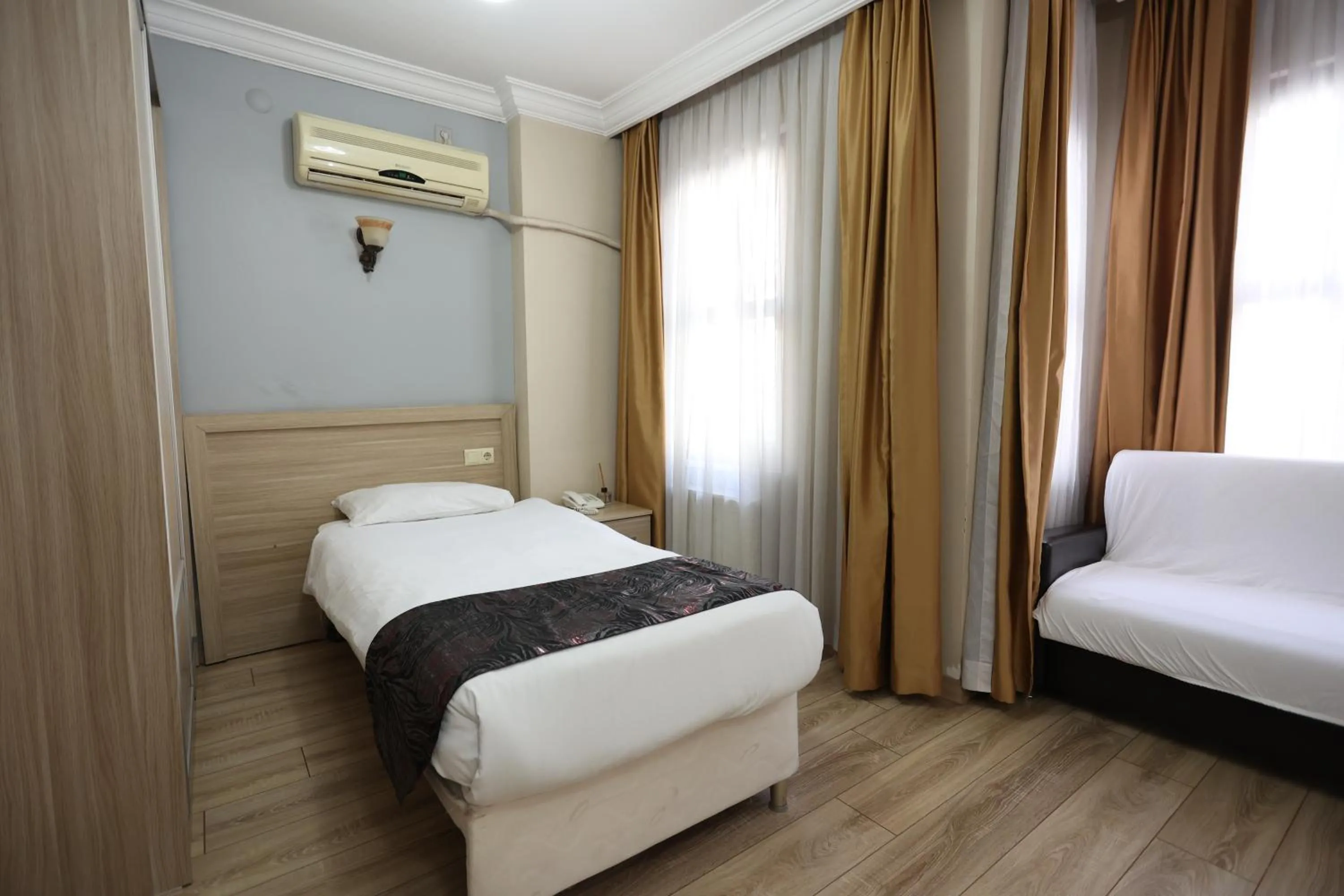 Bed in Arven Hotel