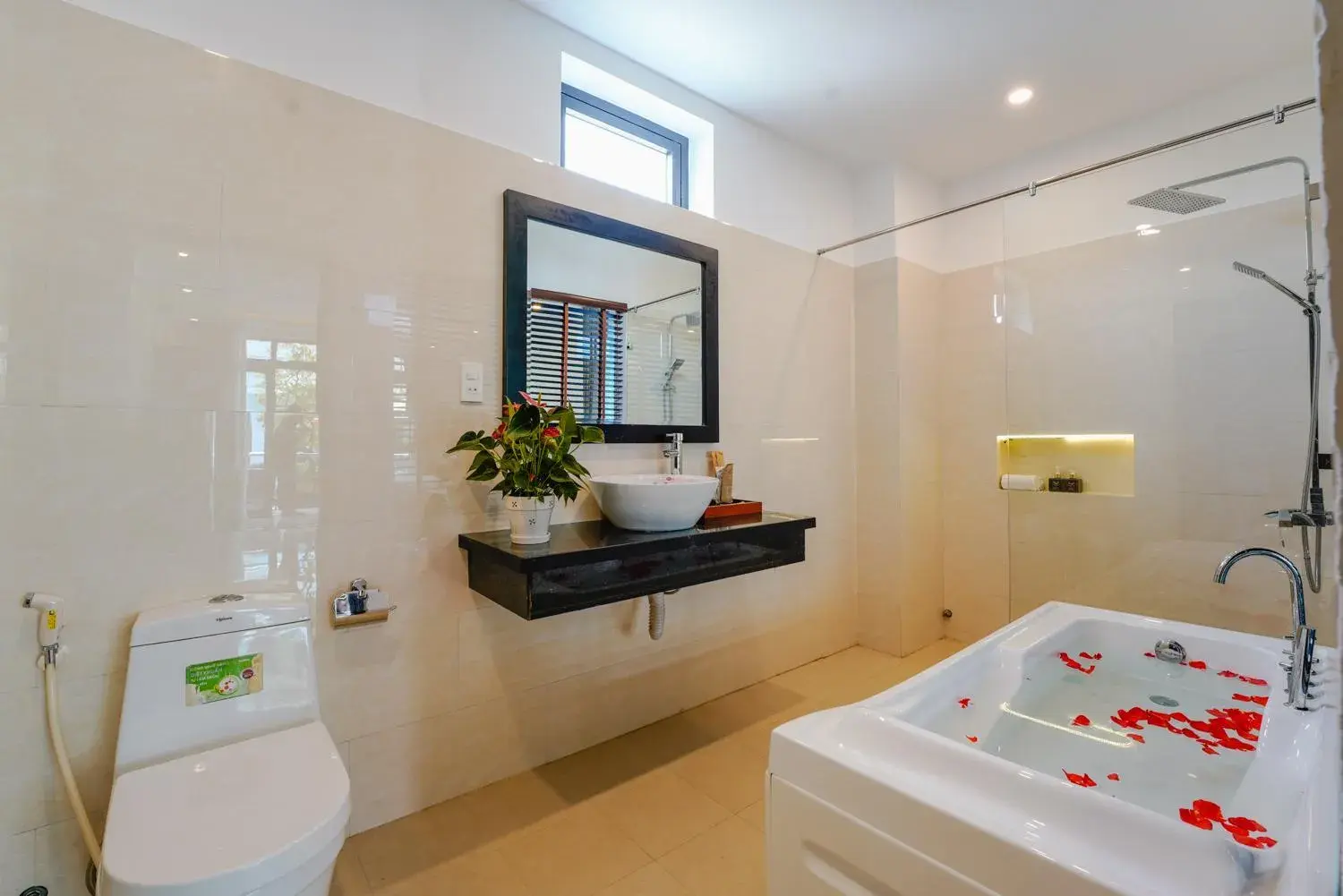 Shower, Bathroom in Banana Garden Villa