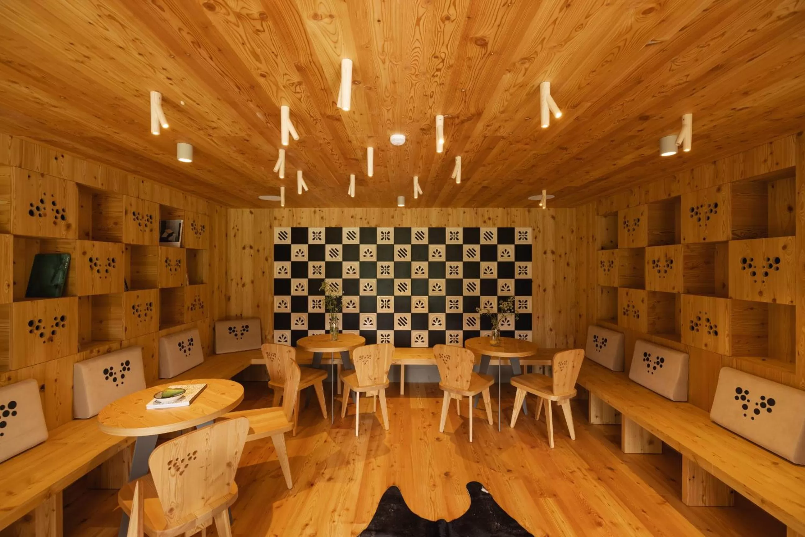 Lounge or bar in Hotel Bohinj