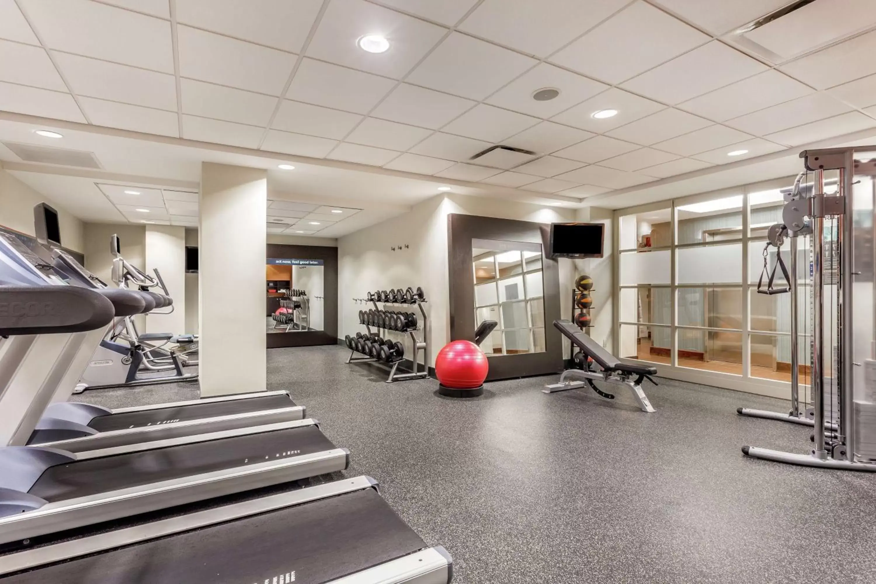Fitness centre/facilities in Hampton Inn Manhattan Grand Central Fitness centre/facilities in Hampton Inn Manhattan Grand Central