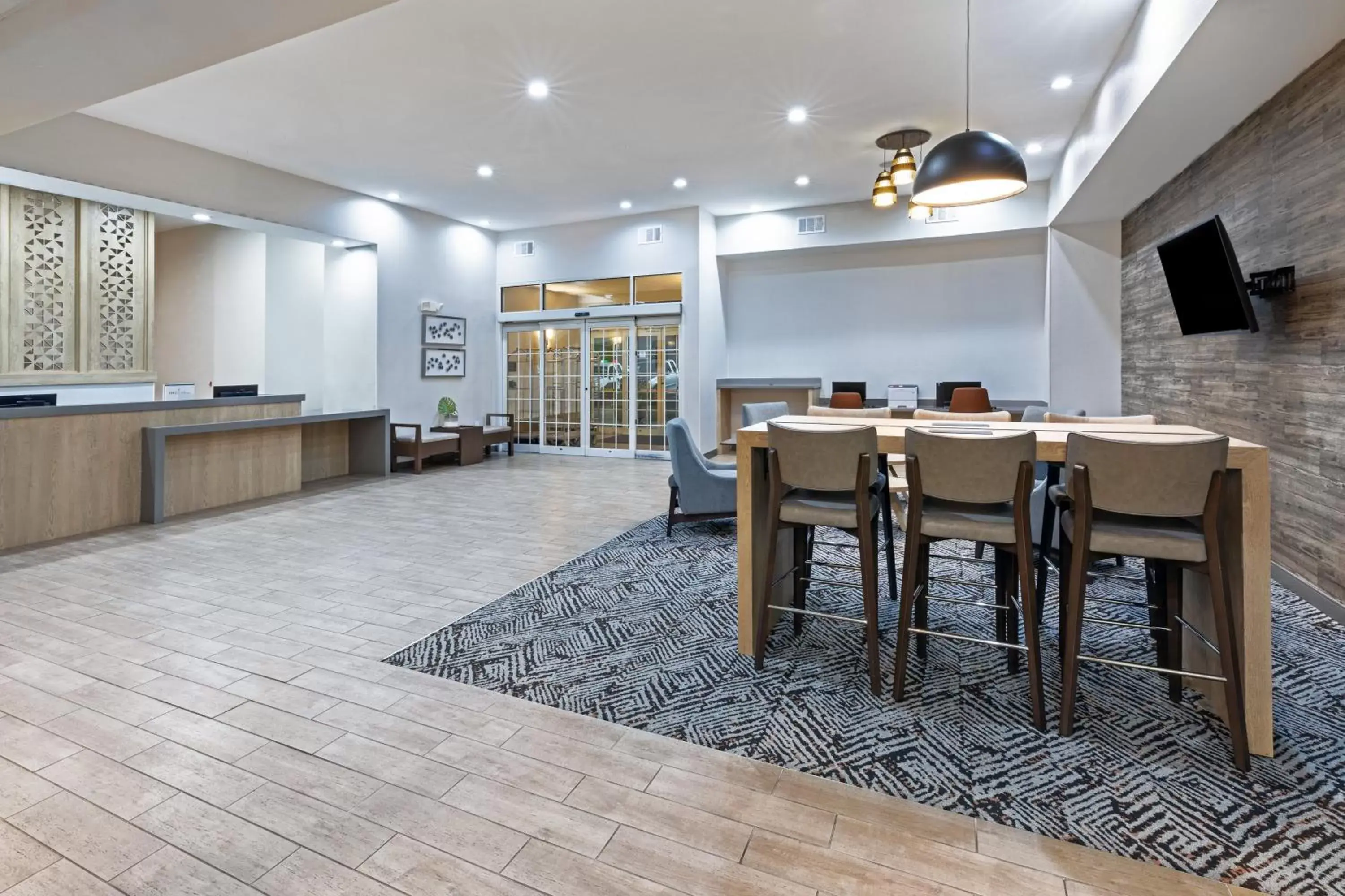 Lobby or reception in Candlewood Suites Mount Pleasant, an IHG Hotel