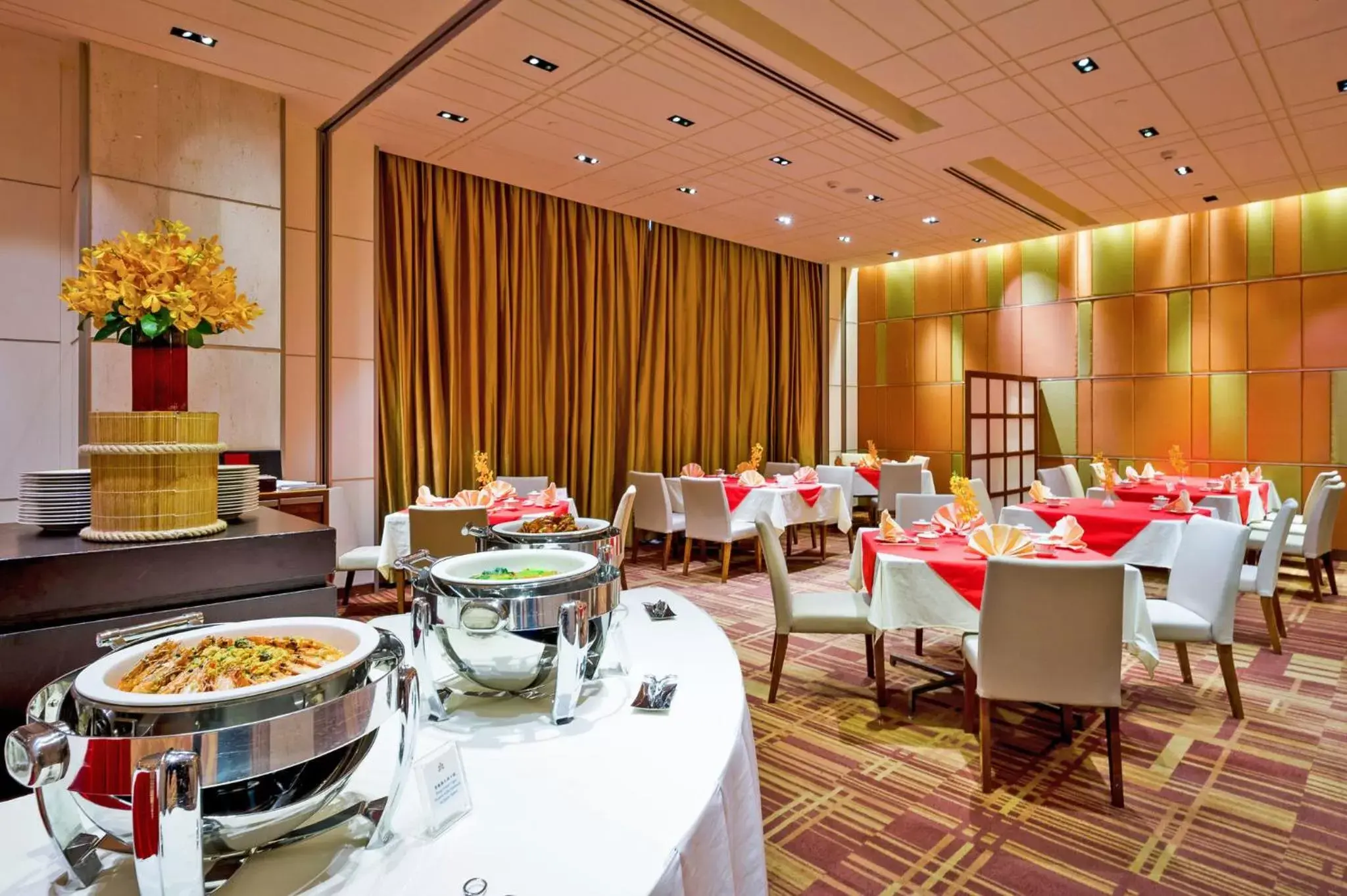 Dining area, Restaurant/Places to Eat in Hotel Nikko Saigon