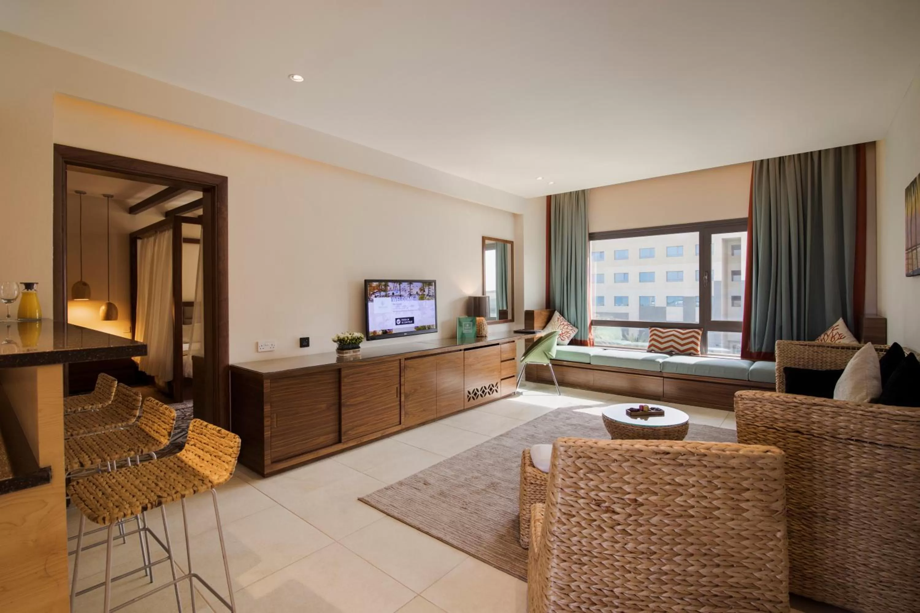 Living room, Seating Area in The Palms Beach Hotel & Spa