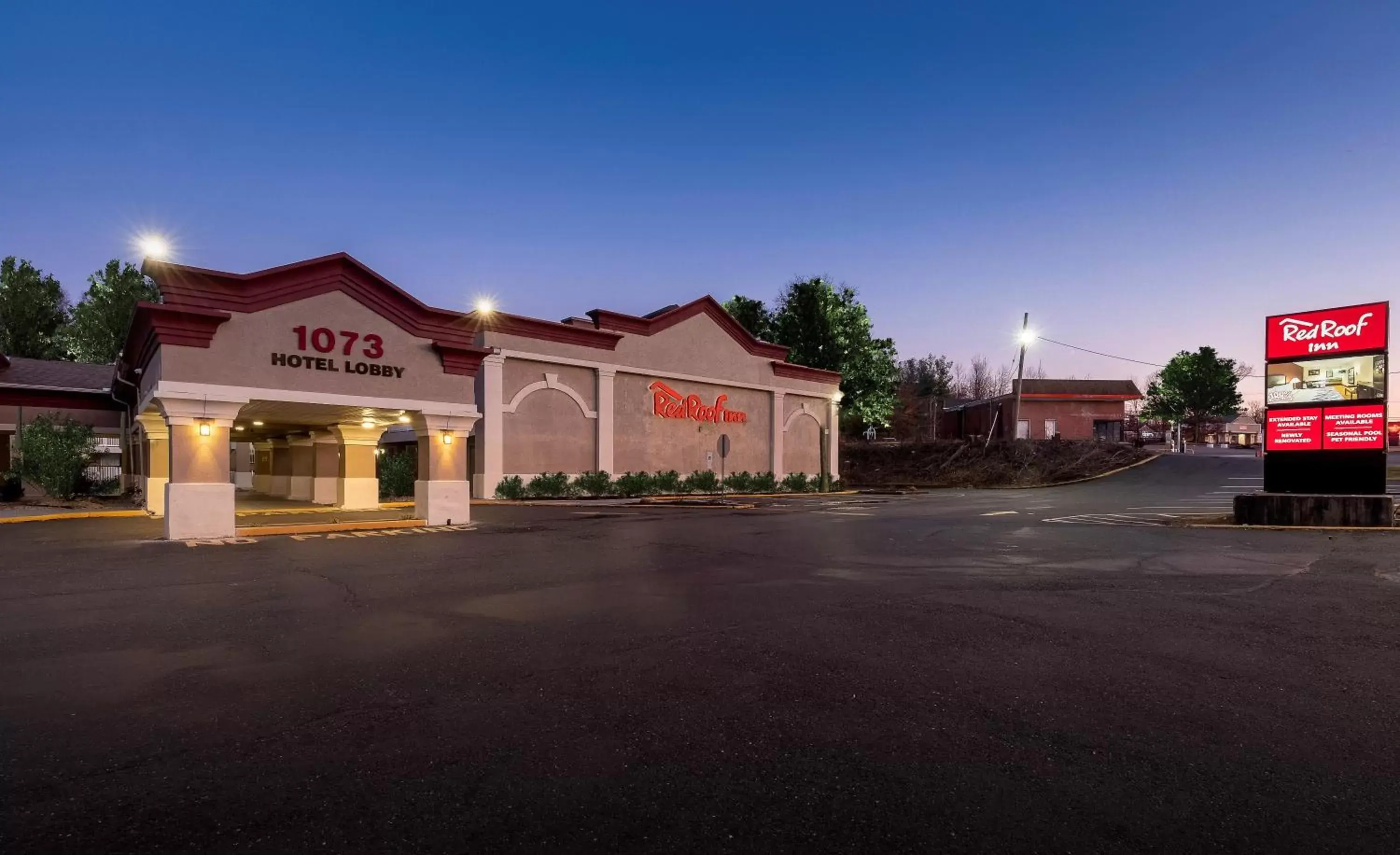 Property Building in Red Roof Inn Bordentown - McGuire AFB