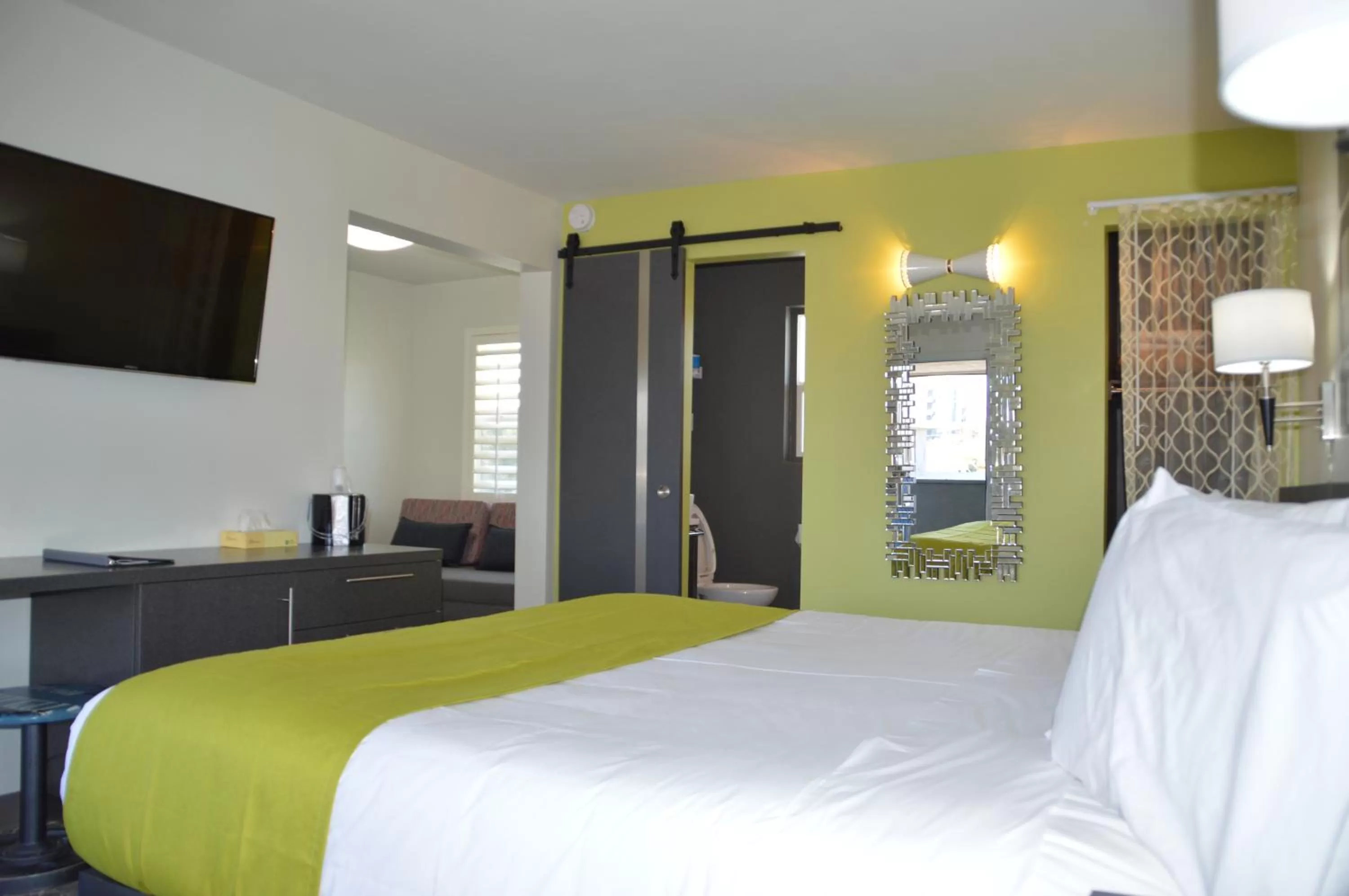 Bedroom, Bed in University Inn ASU/Tempe