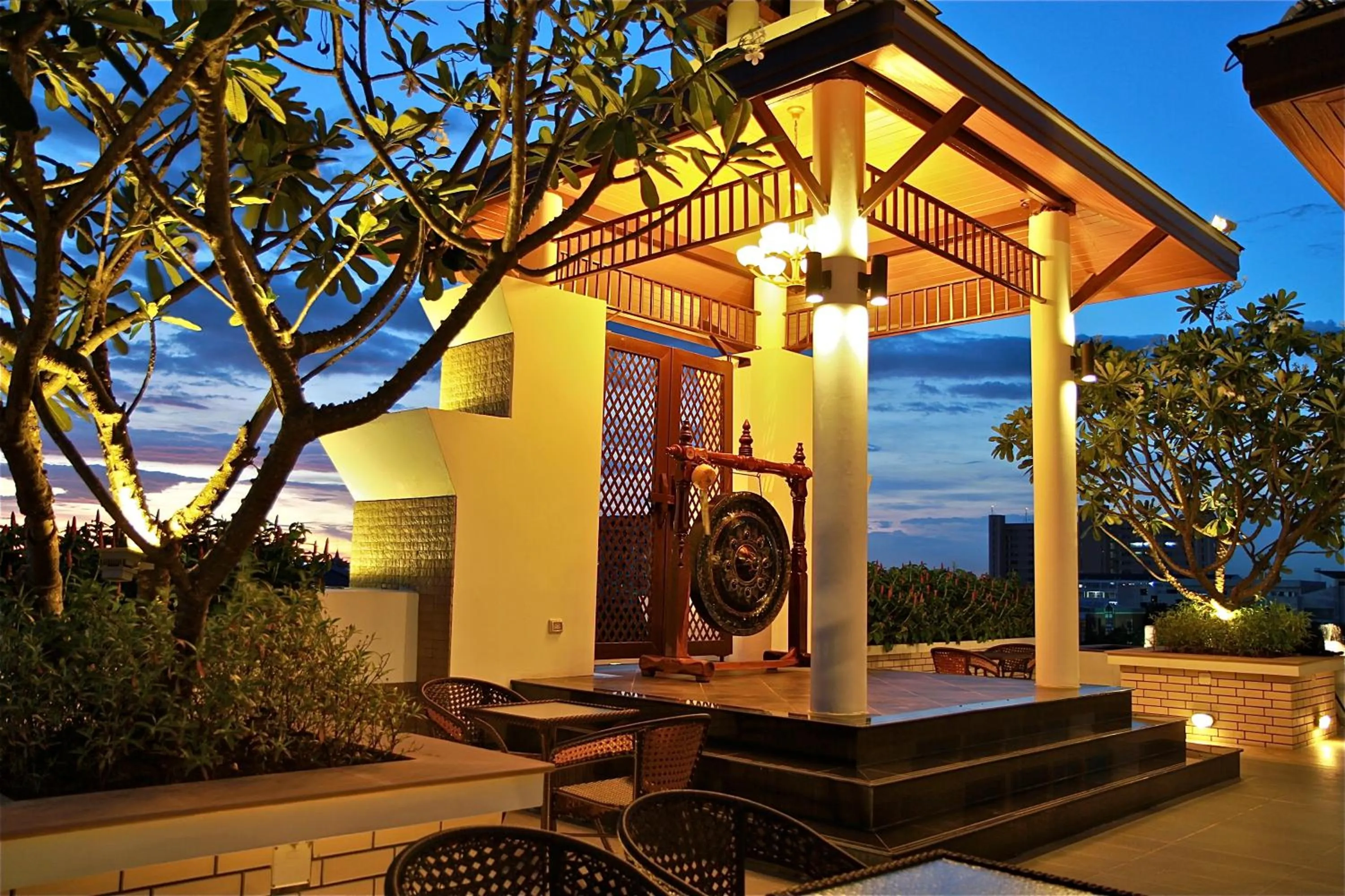 Decorative detail in Suvarnabhumi Suite Hotel